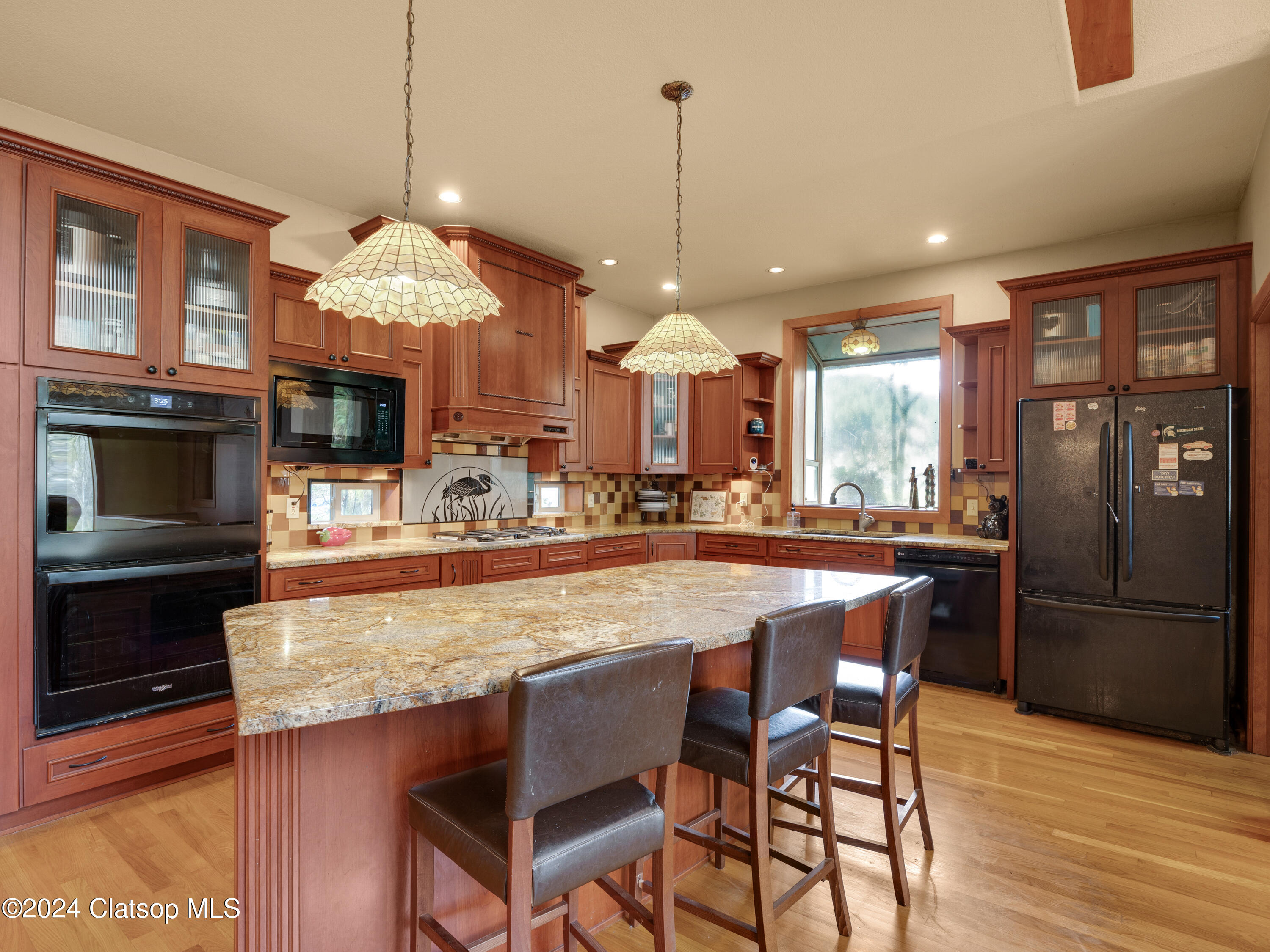 71257 Northshore Drive Property Photo 16