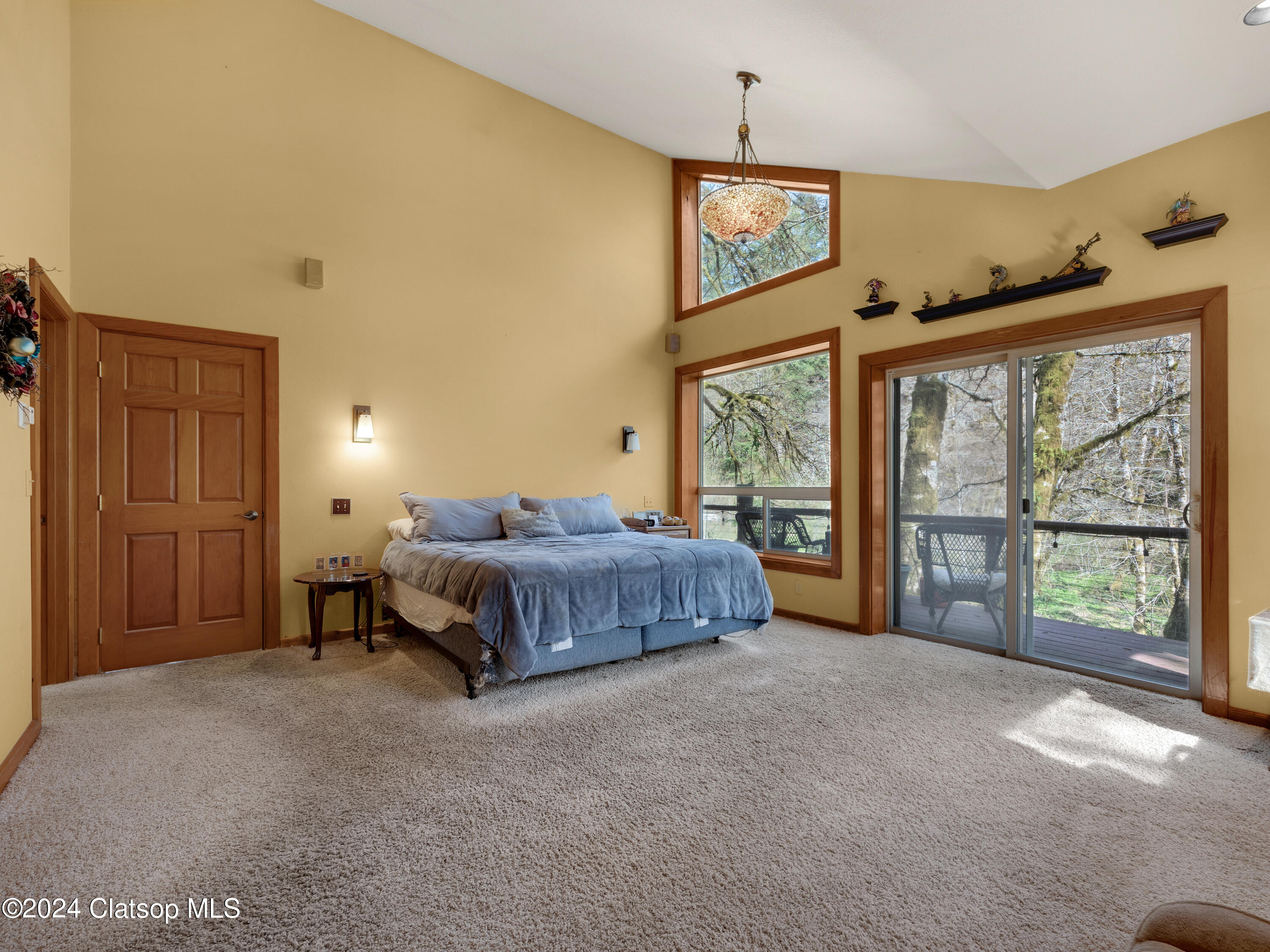 71257 Northshore Drive Property Photo 24