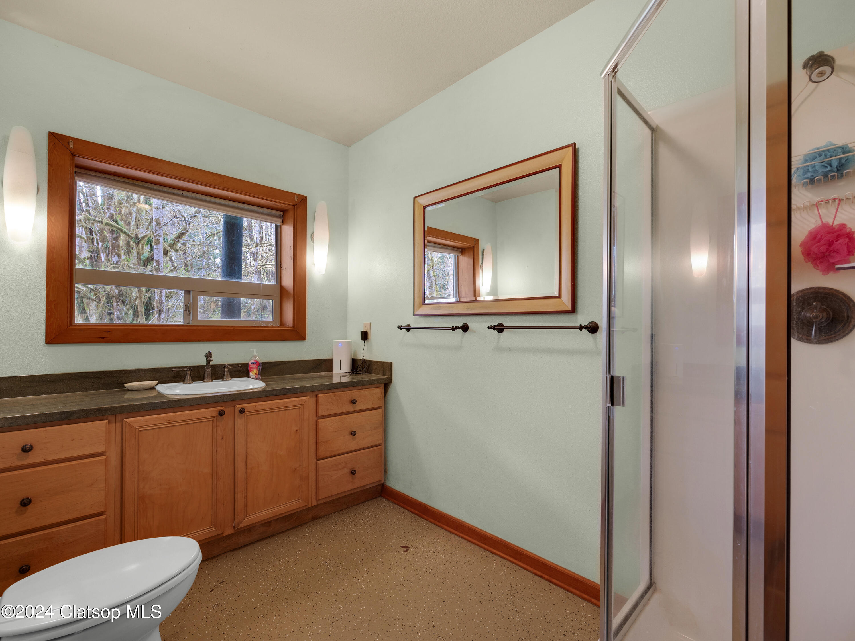 71257 Northshore Drive Property Photo 38
