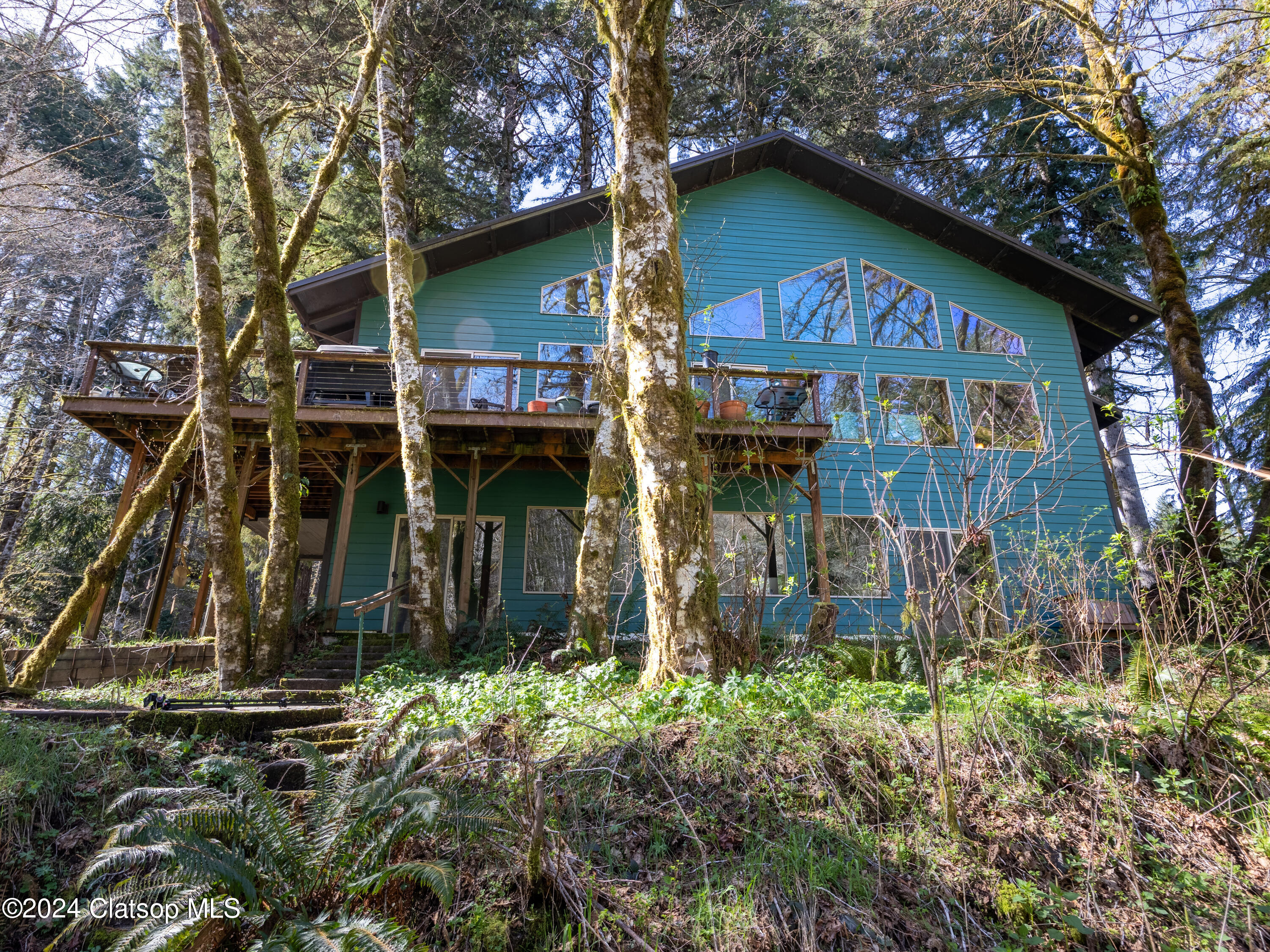 71257 Northshore Drive Property Photo 43