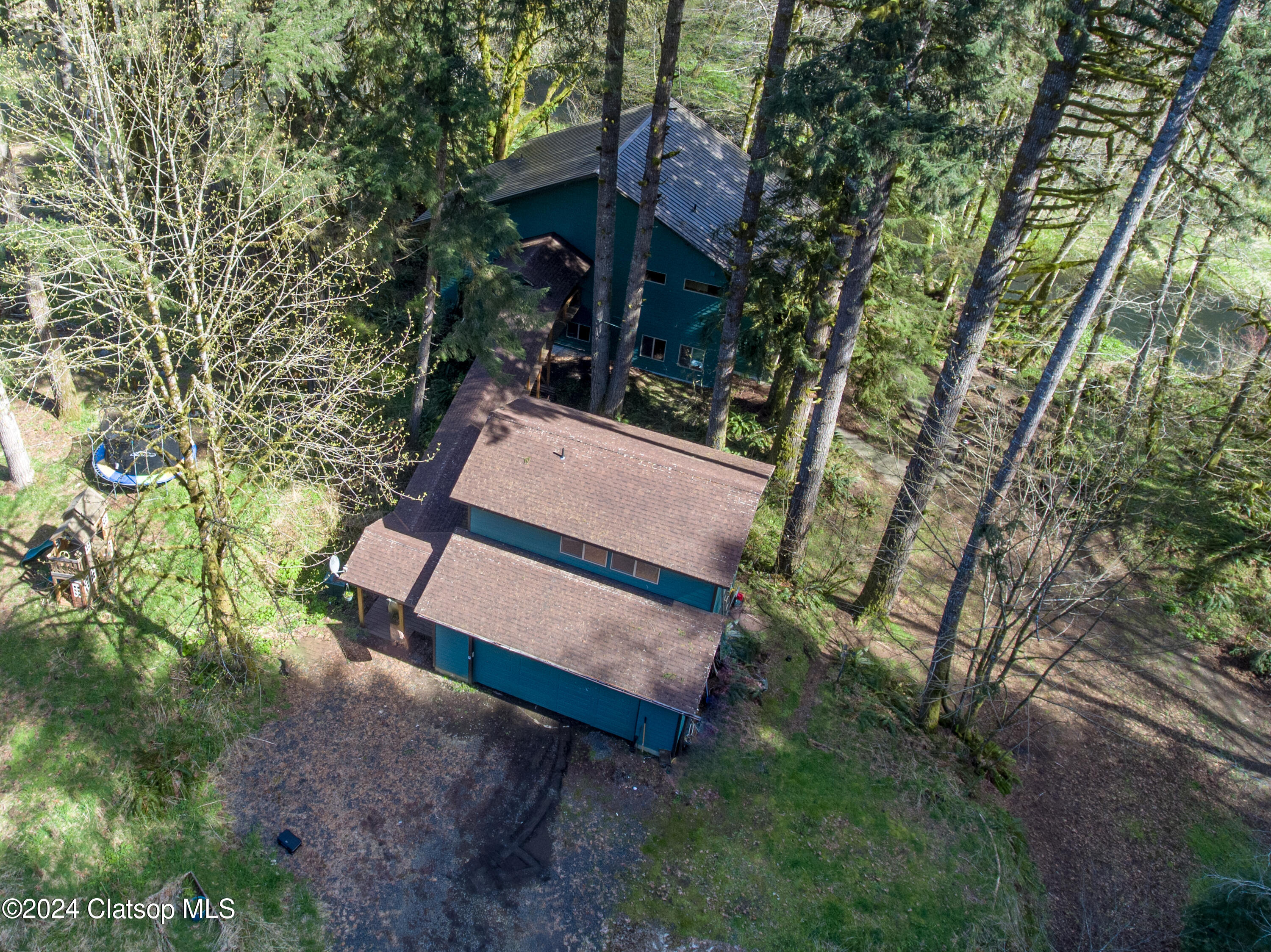 71257 Northshore Drive Property Photo 48