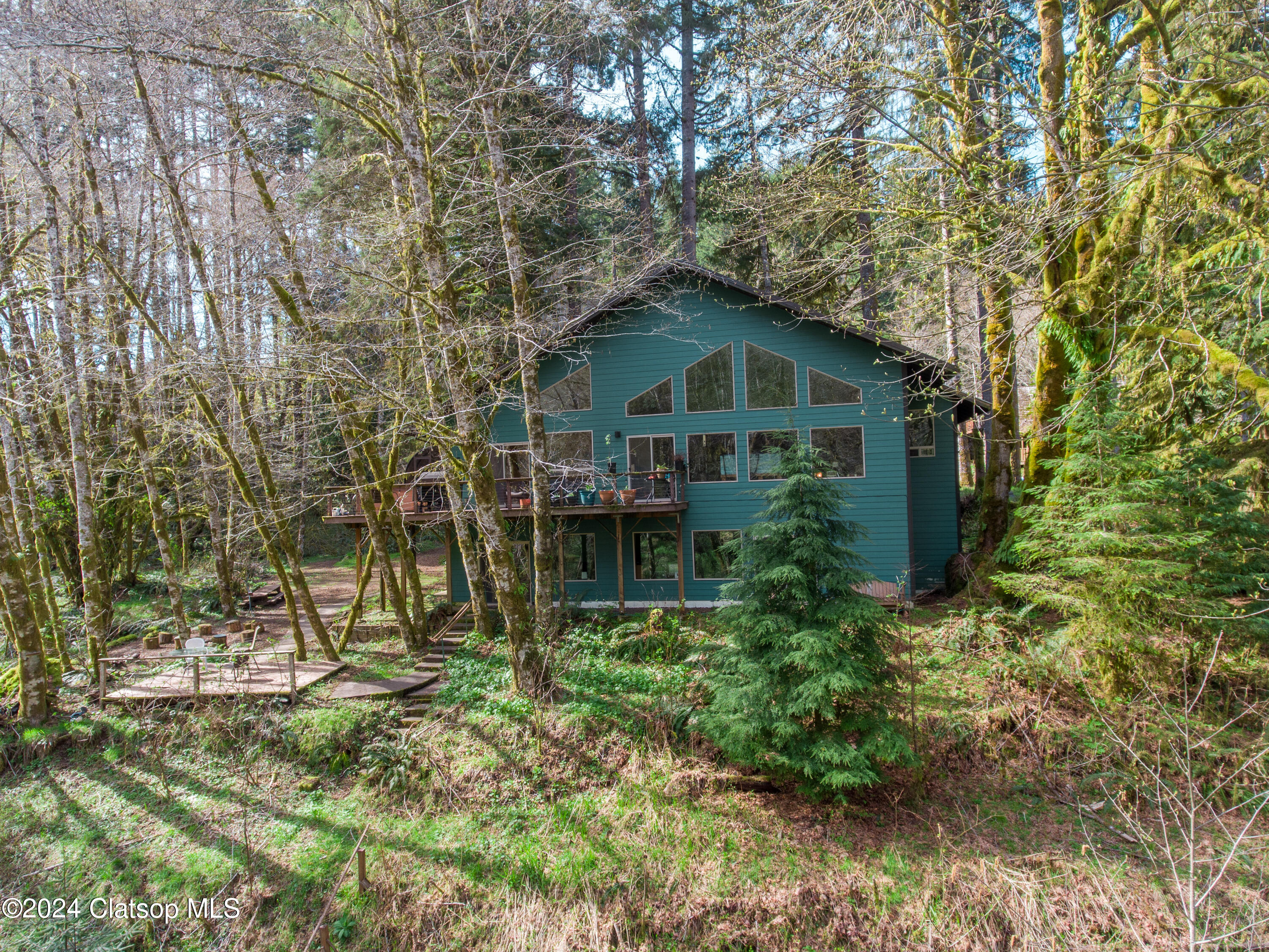 71257 Northshore Drive Property Photo 51