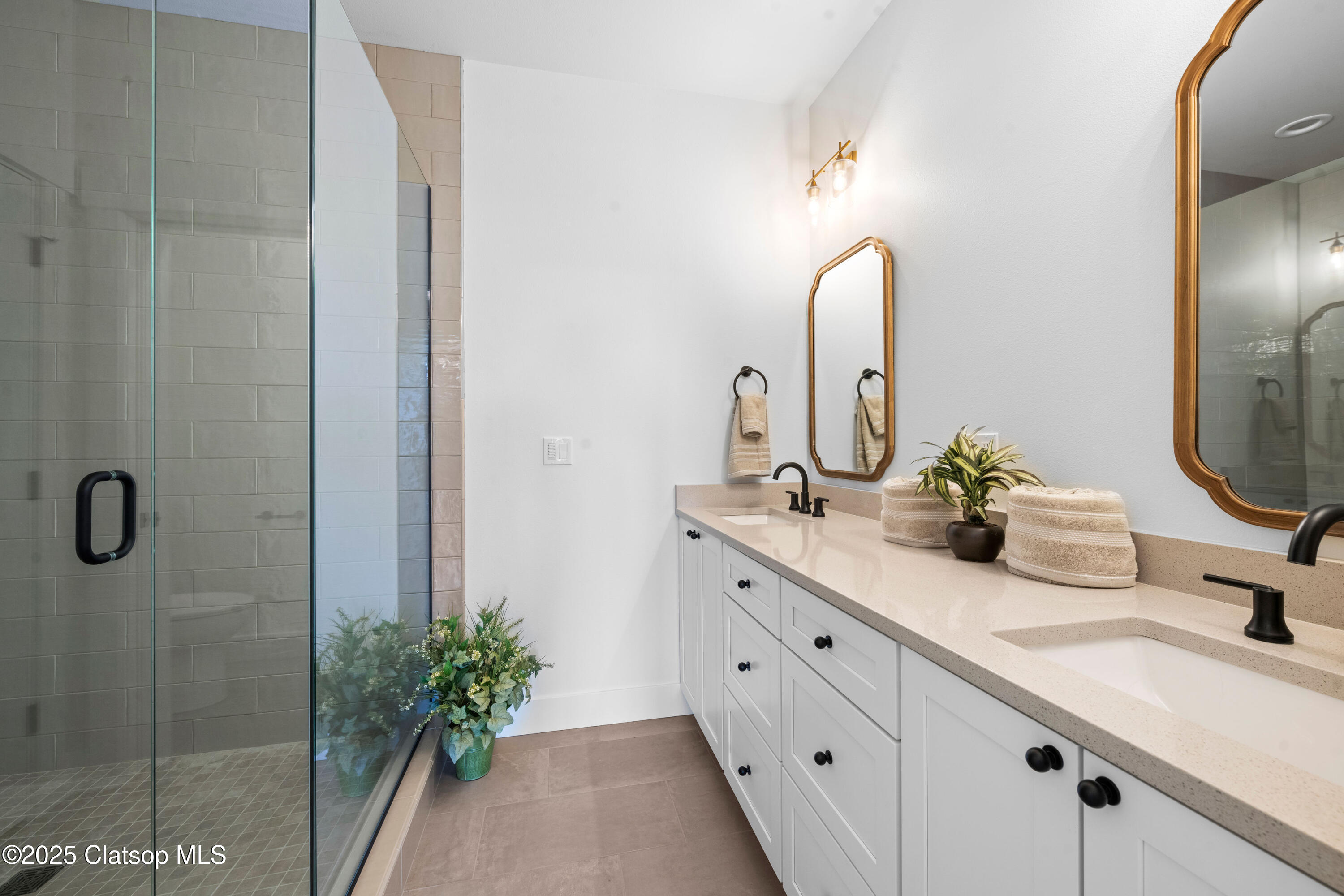 1135 Se Bugle Avenue Property Photo 11