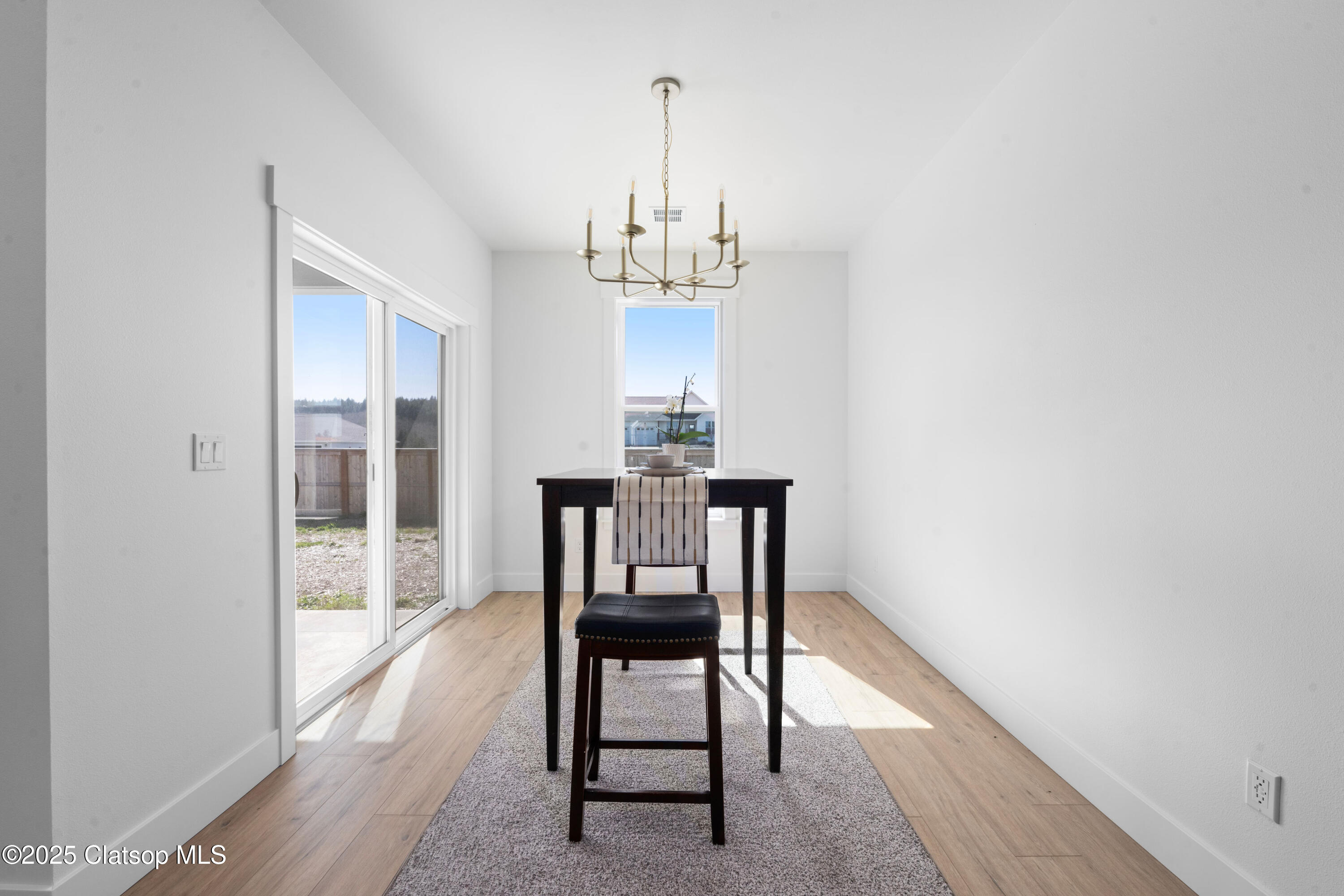 1135 Se Bugle Avenue Property Photo 15