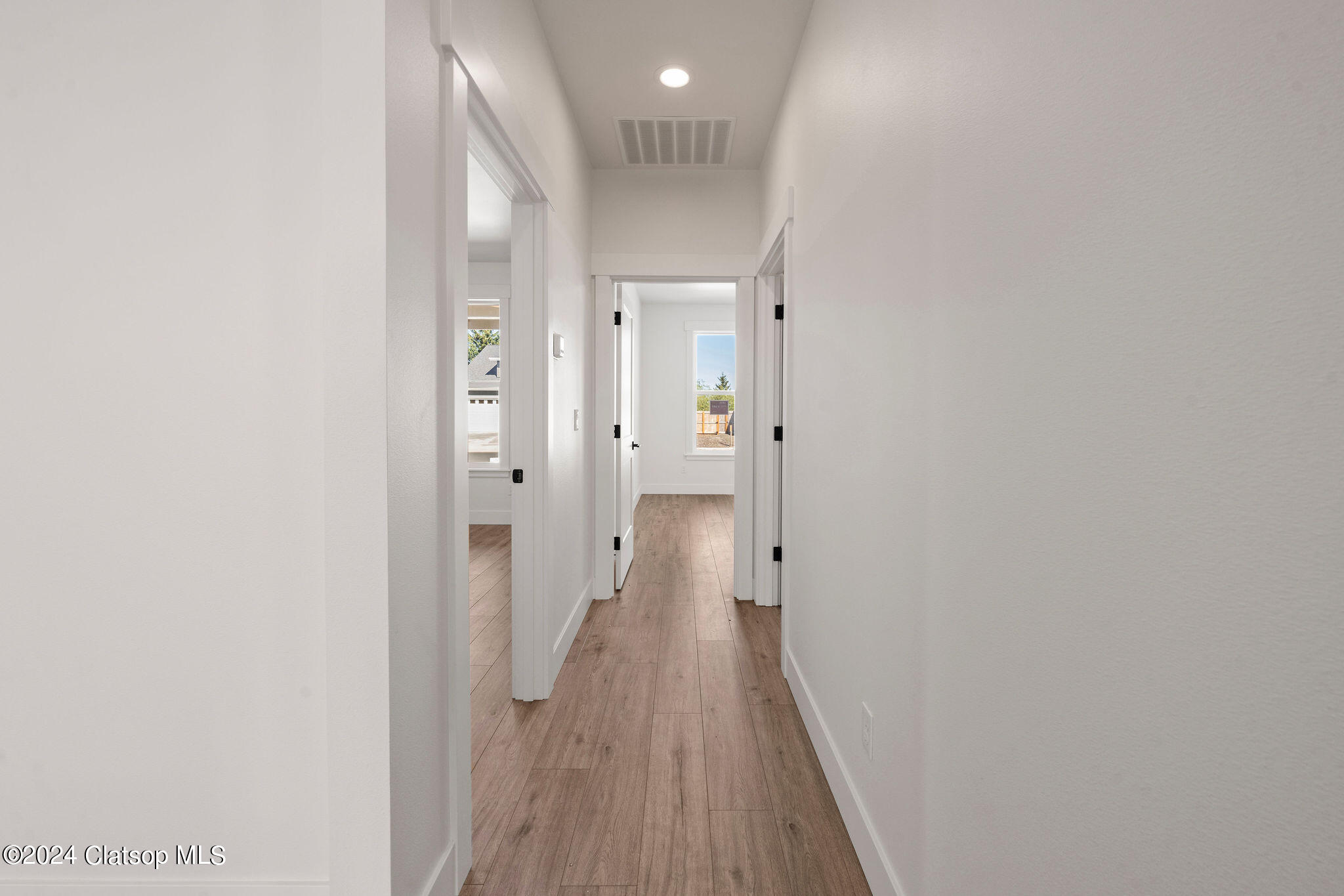 1135 Se Bugle Avenue Property Photo 18