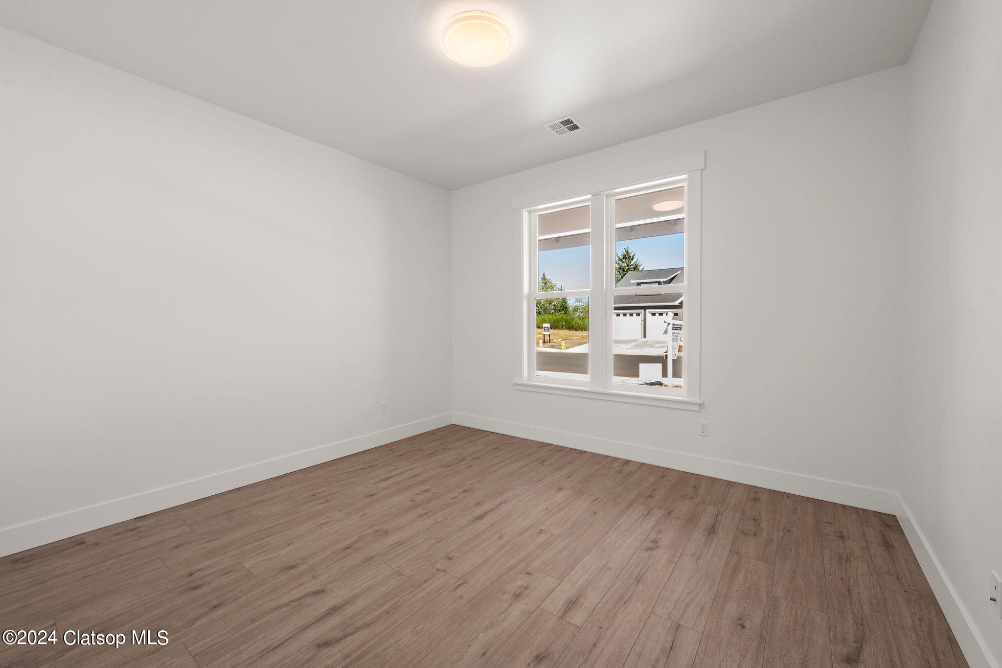 1135 Se Bugle Avenue Property Photo 19