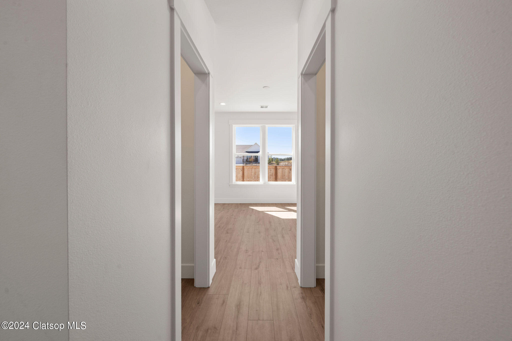 1135 Se Bugle Avenue Property Photo 23