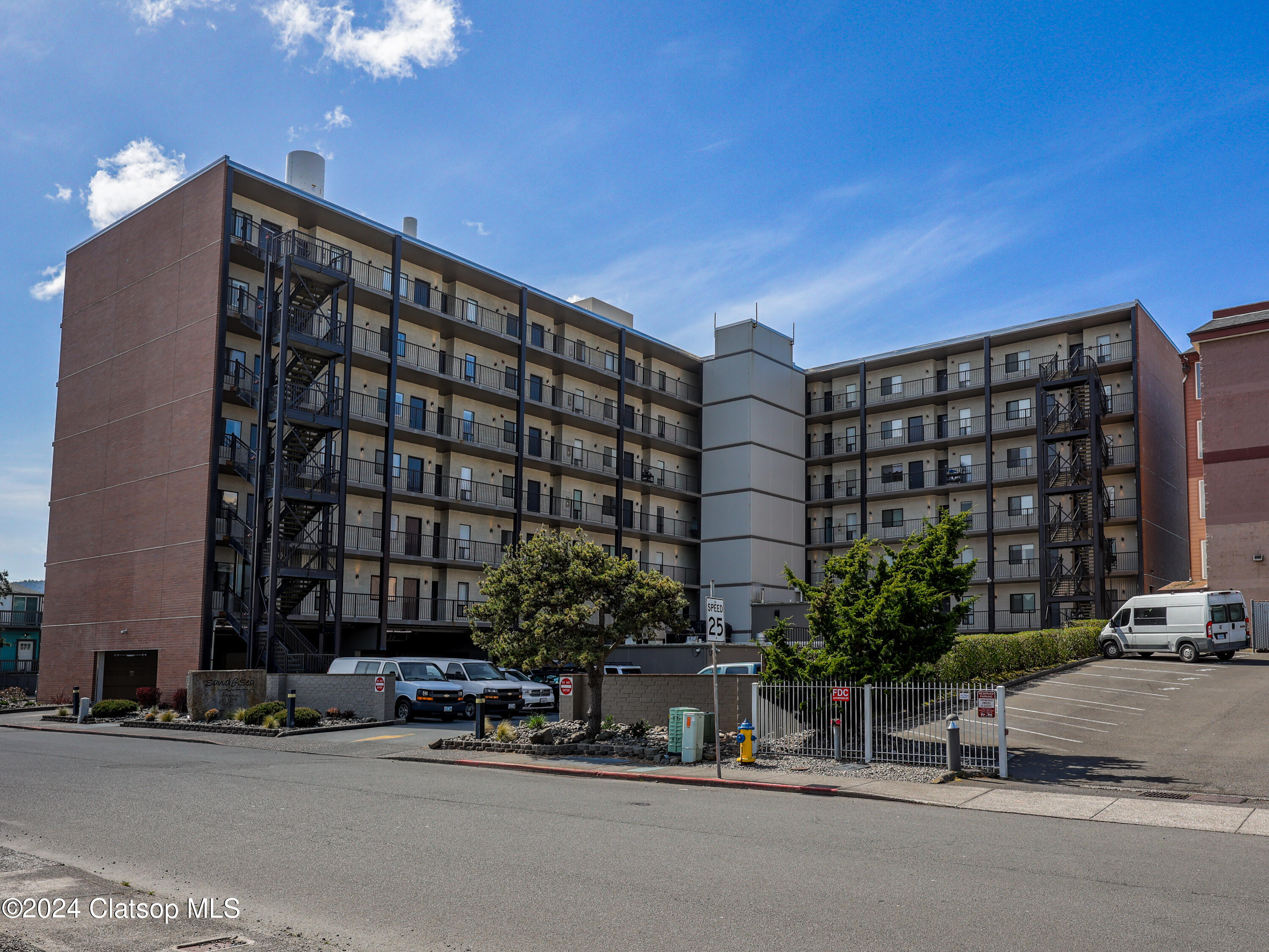 475 S Prom Property Photo 4