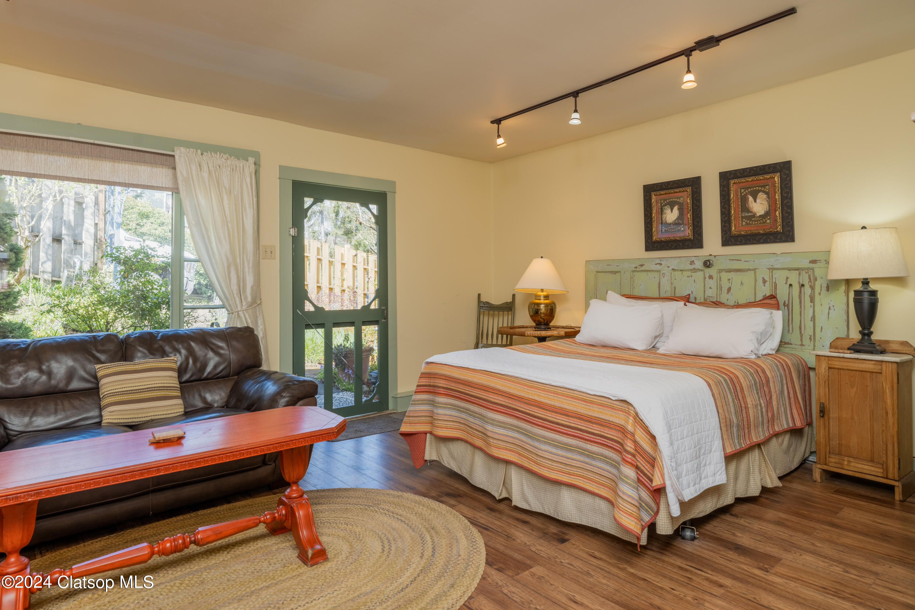 817 - 847 Exchange Street Property Photo 36