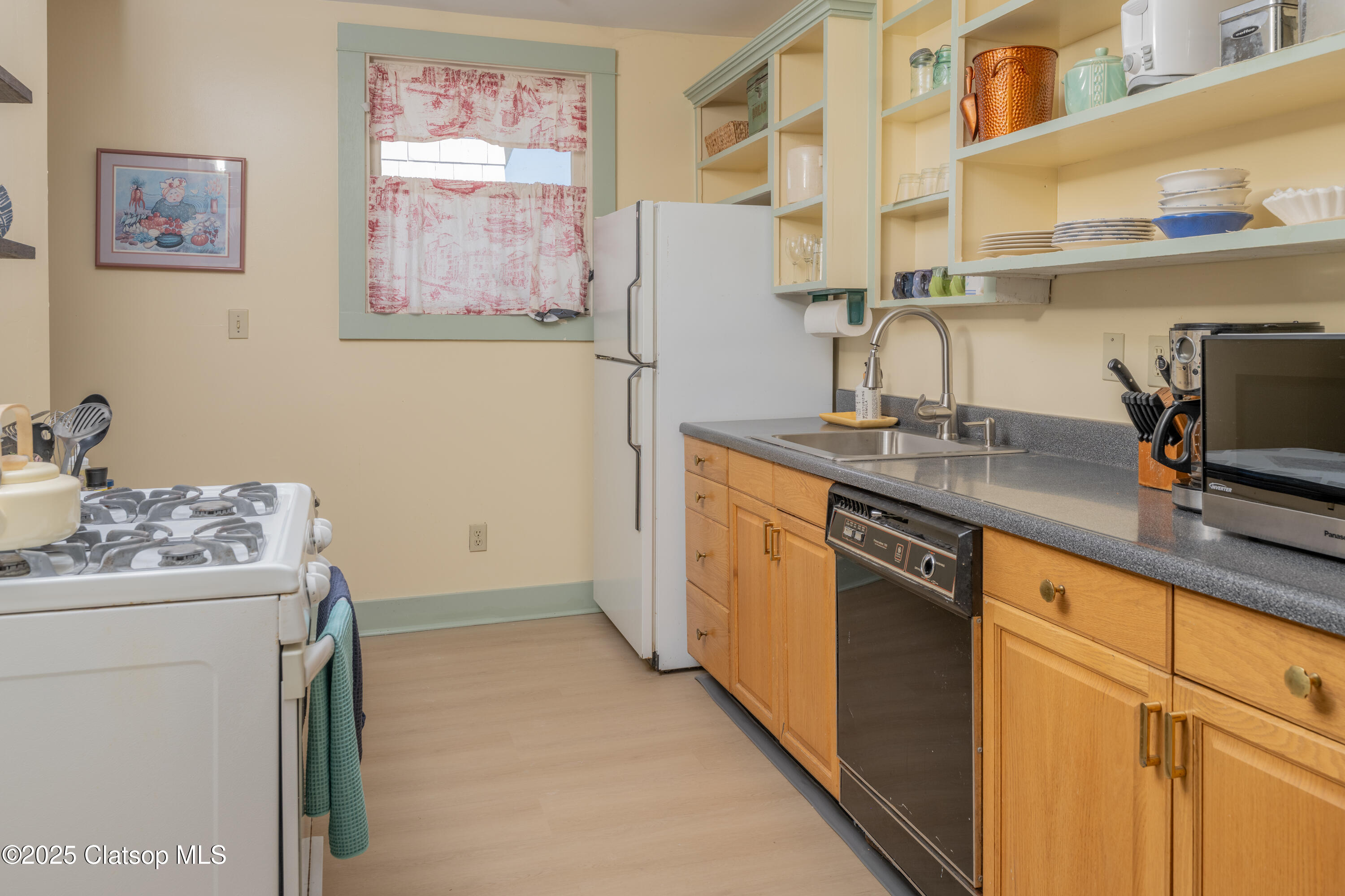 817 - 847 Exchange Street Property Photo 48