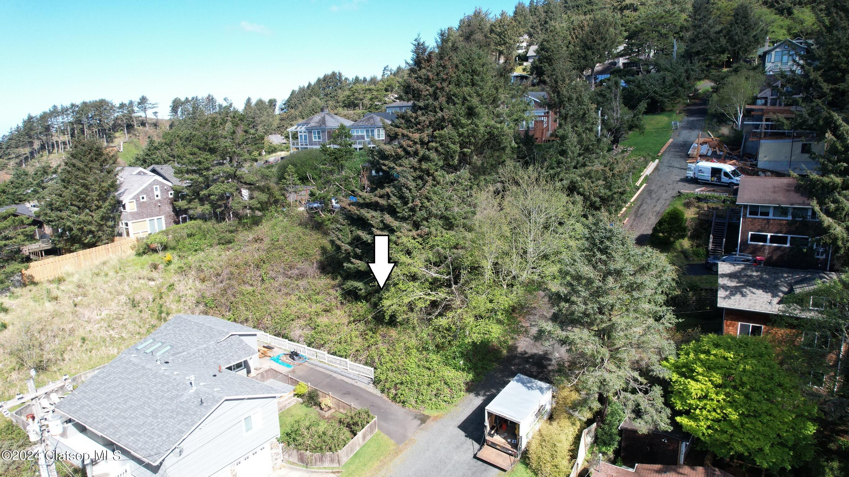 N Ash Street Property Photo 4