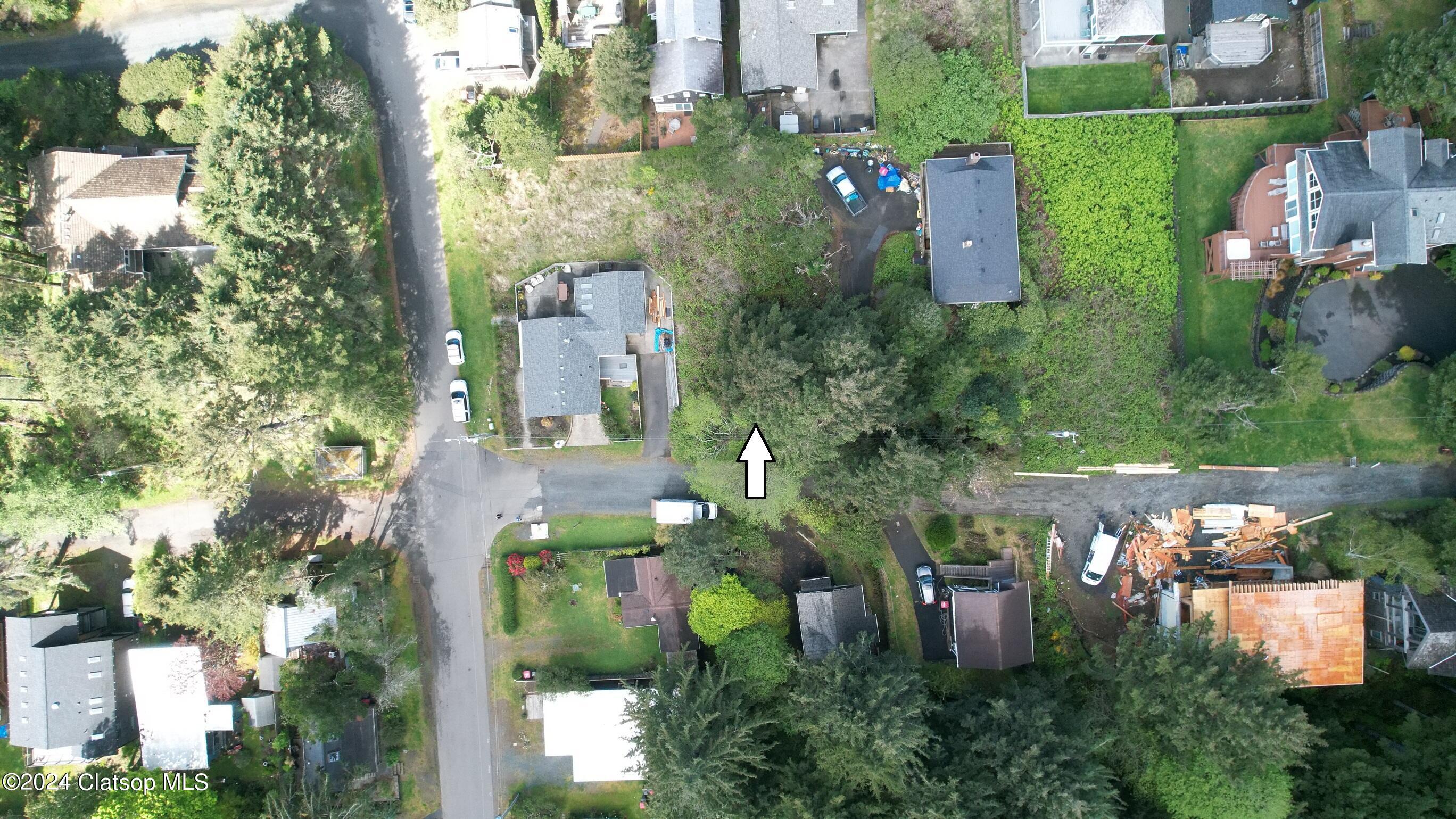 N Ash Street Property Photo 5