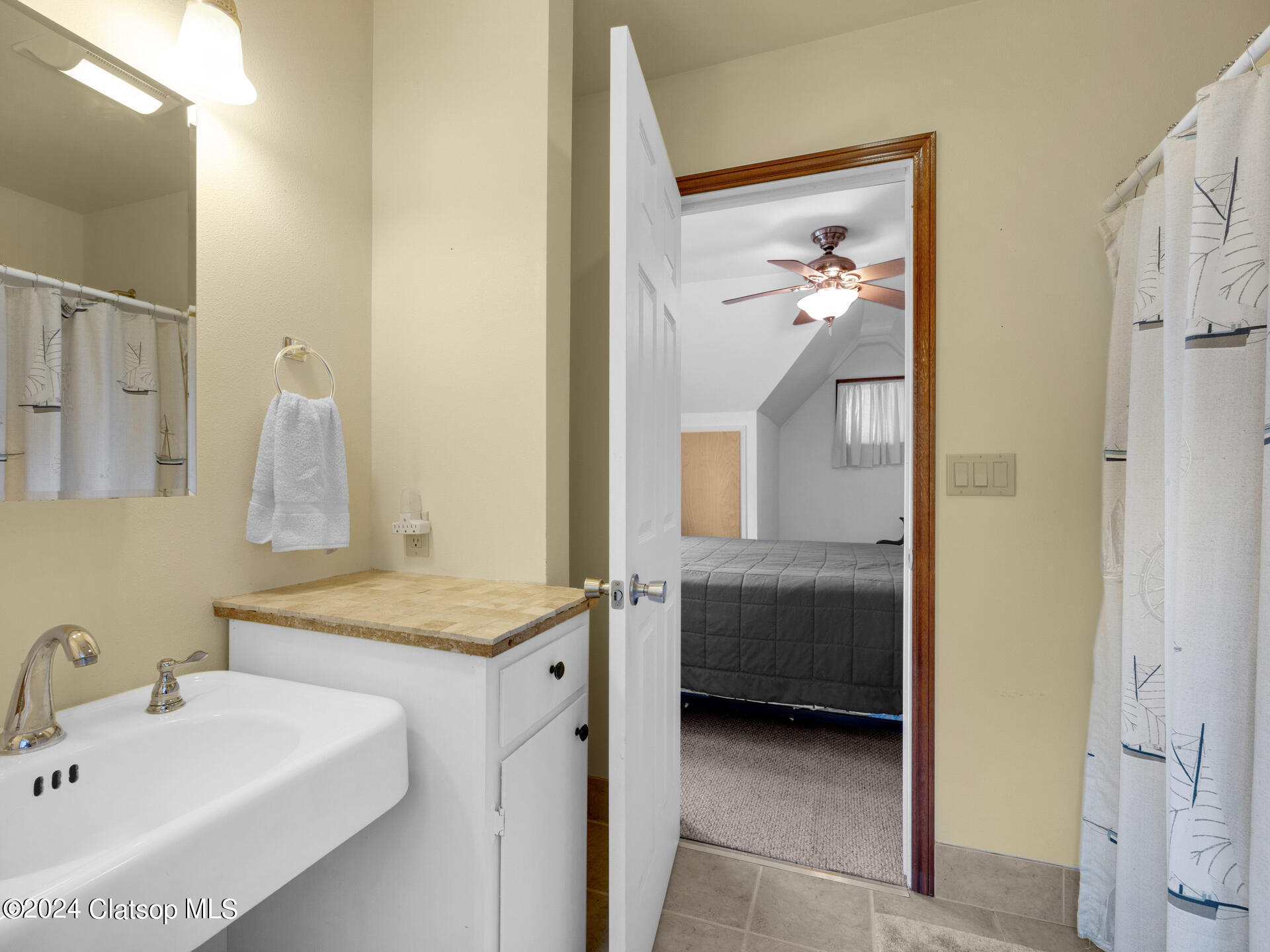 35605 9th Street Property Photo 15