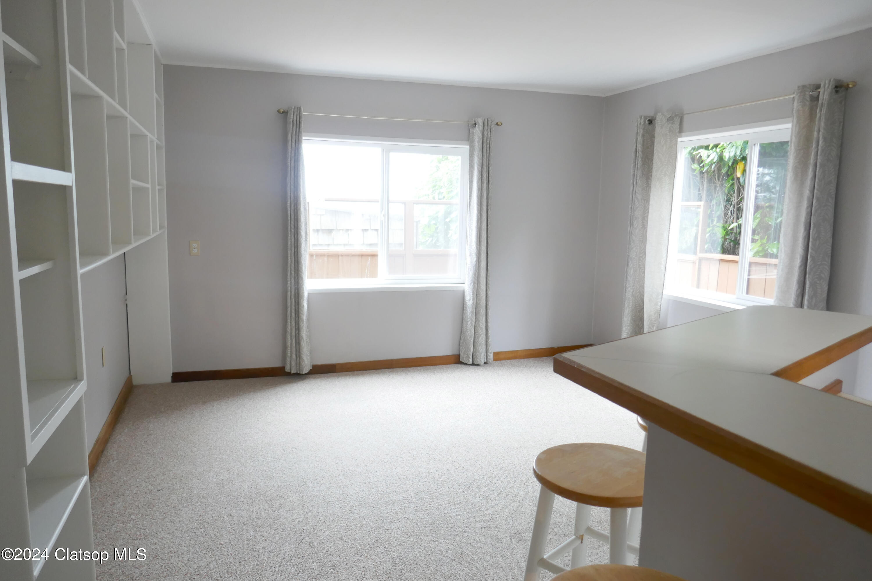 612 Florence Avenue Property Photo 18