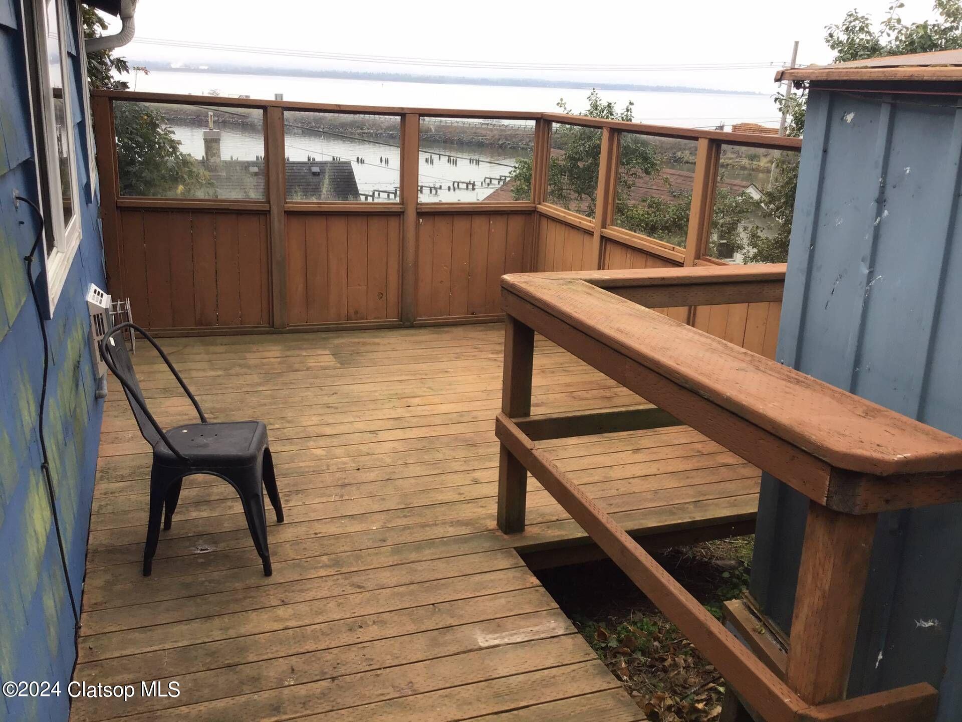 612 Florence Avenue Property Photo 24