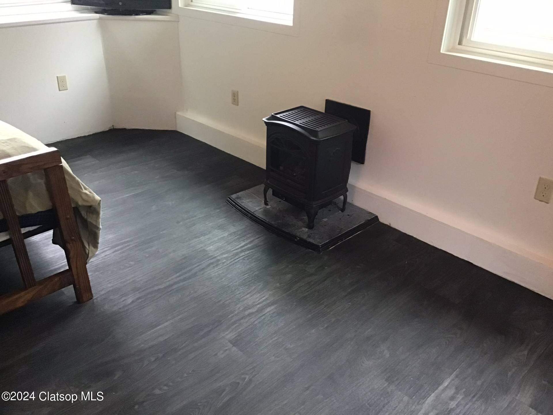 612 Florence Avenue Property Photo 28