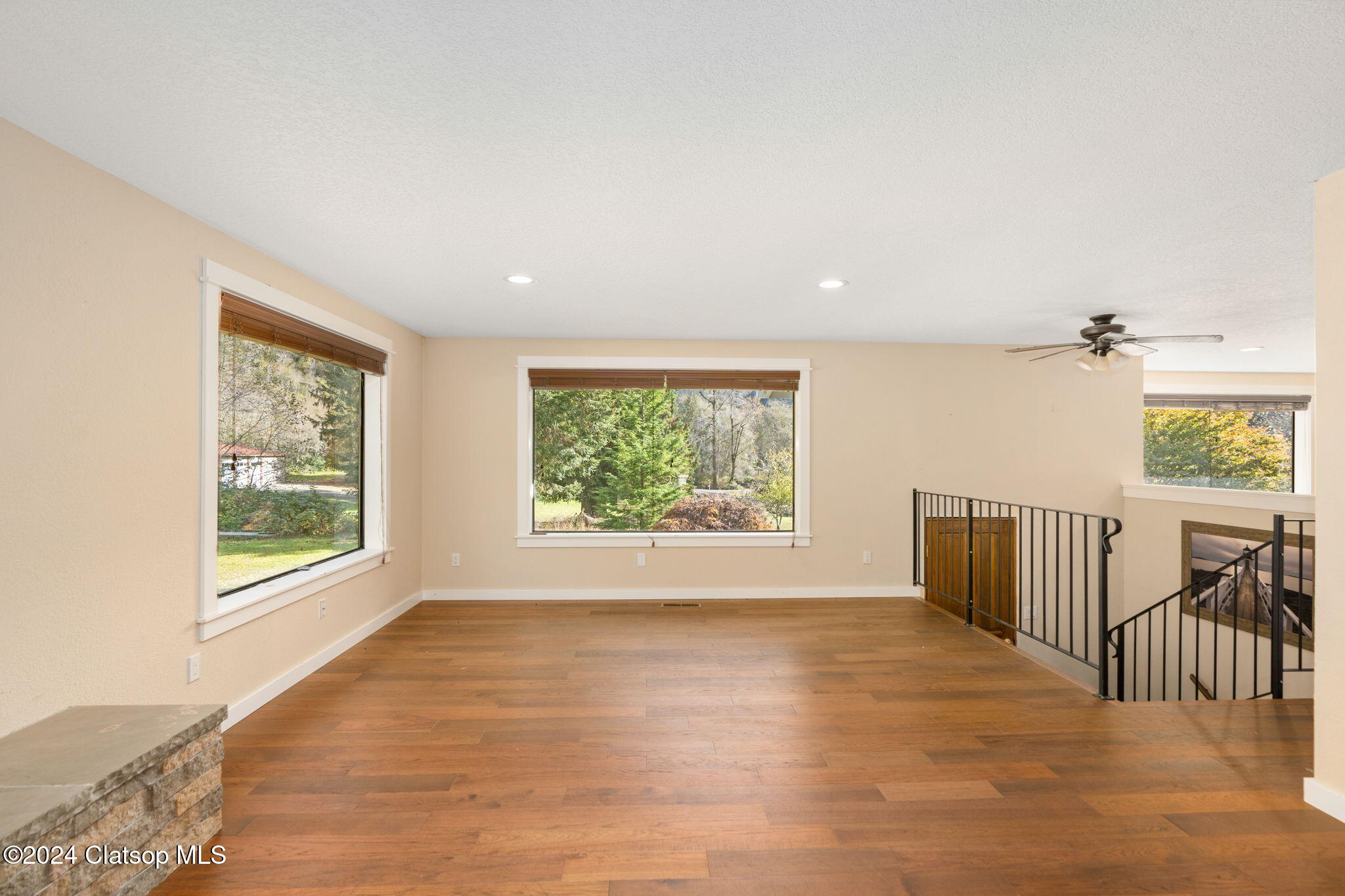 23200 Foss Road Property Photo 9