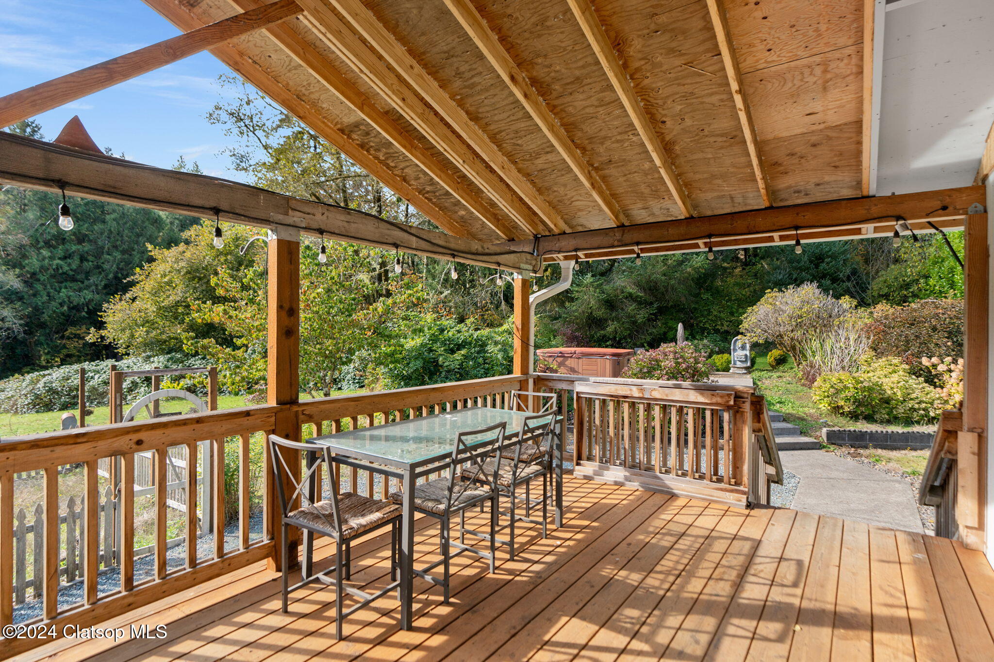 23200 Foss Road Property Photo 18