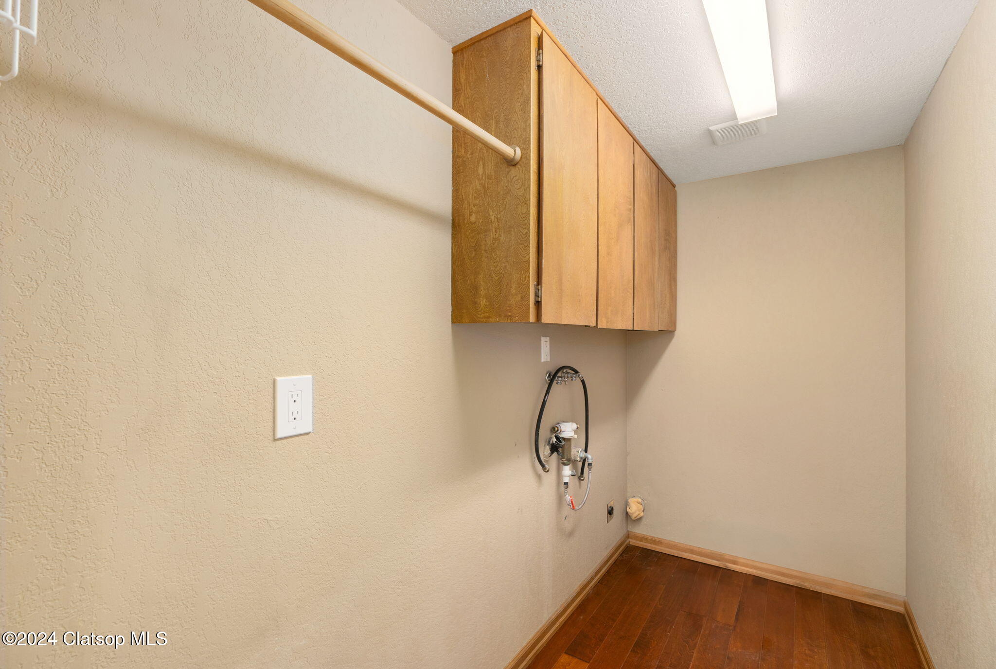 23200 Foss Road Property Photo 24