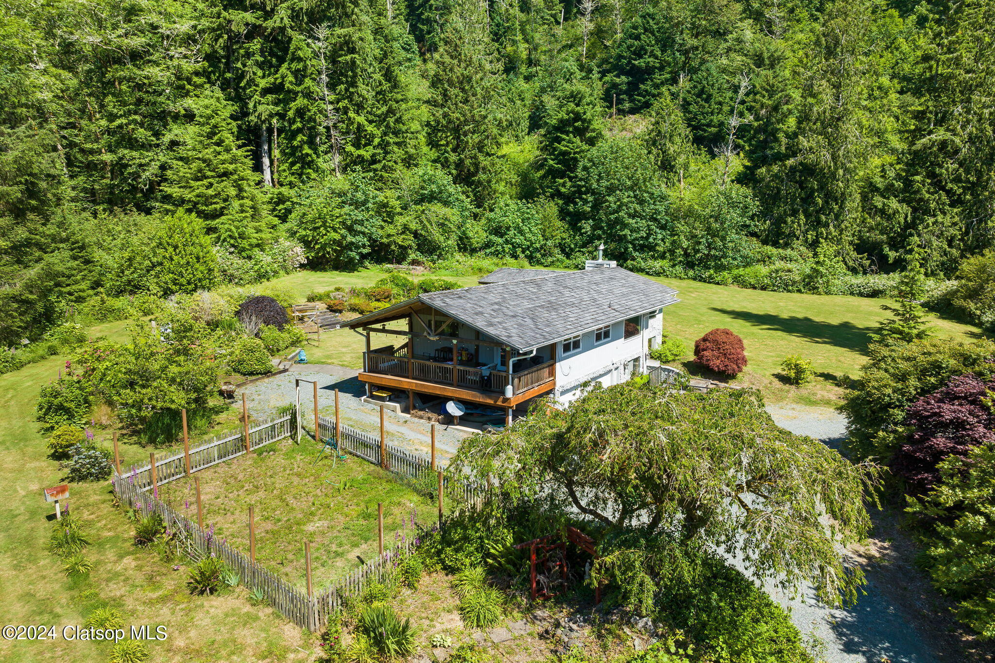 23200 Foss Road Property Photo 34