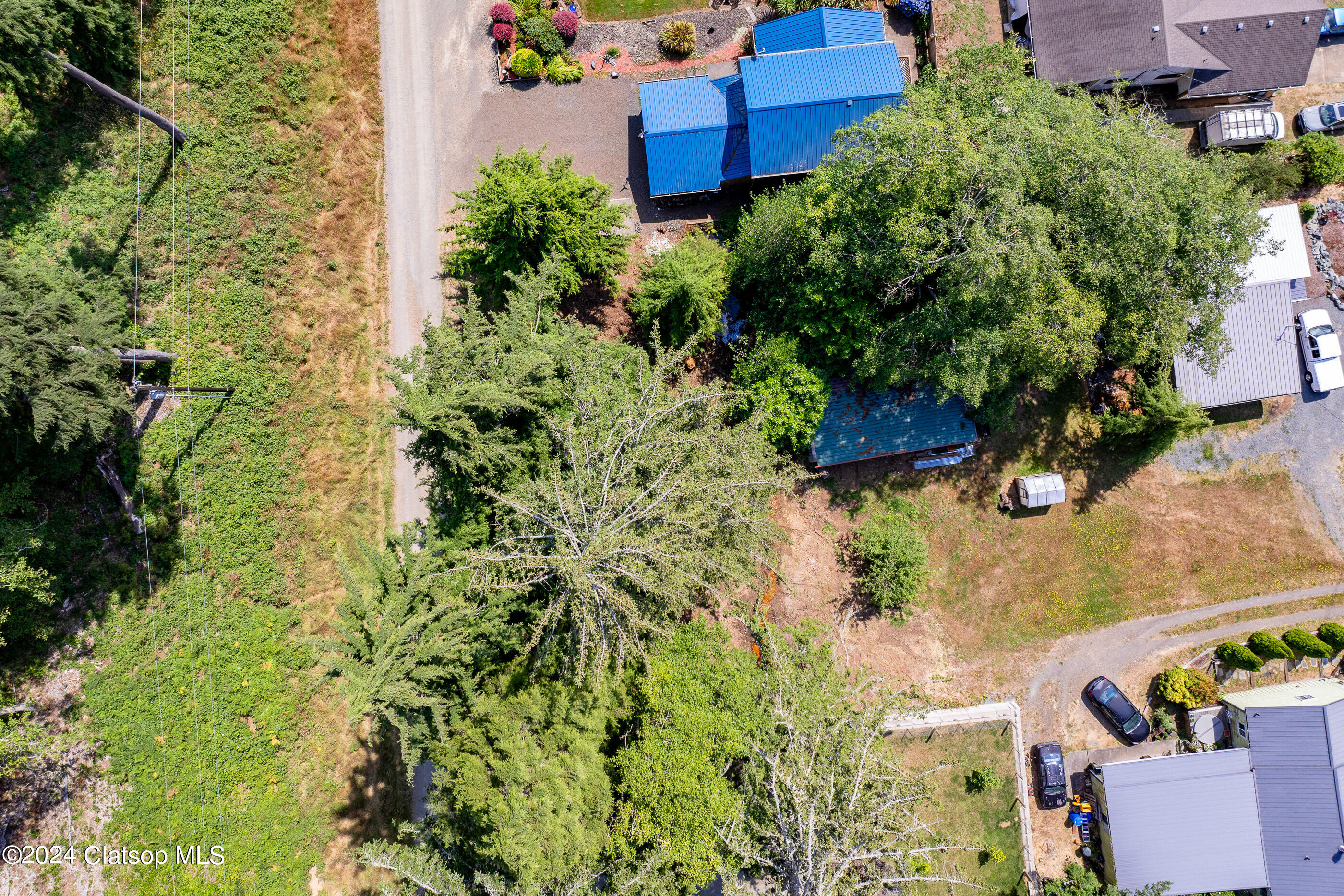 Fir Avenue Property Photo 29