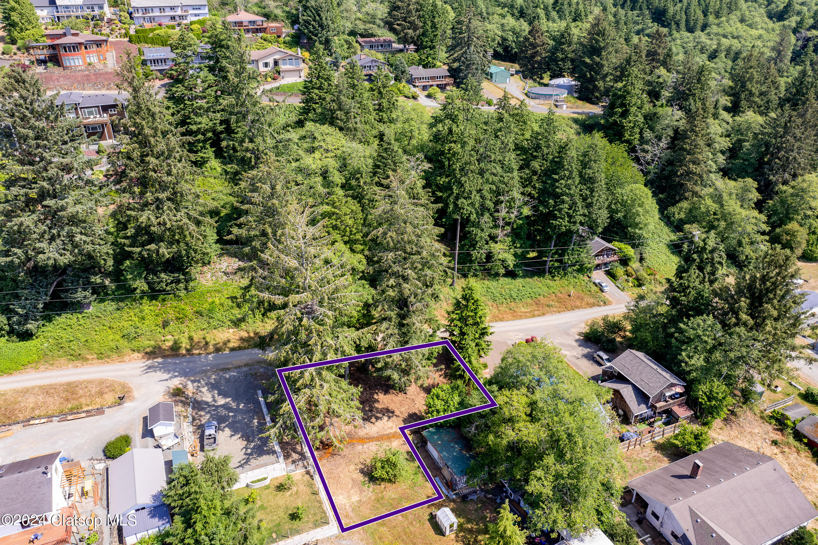 Fir Avenue Property Photo 30