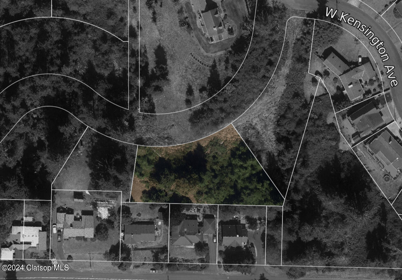 0 W Ui Kensington Avenue Property Photo 2