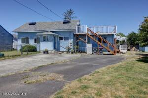 1216 F Avenue Property Photo 1