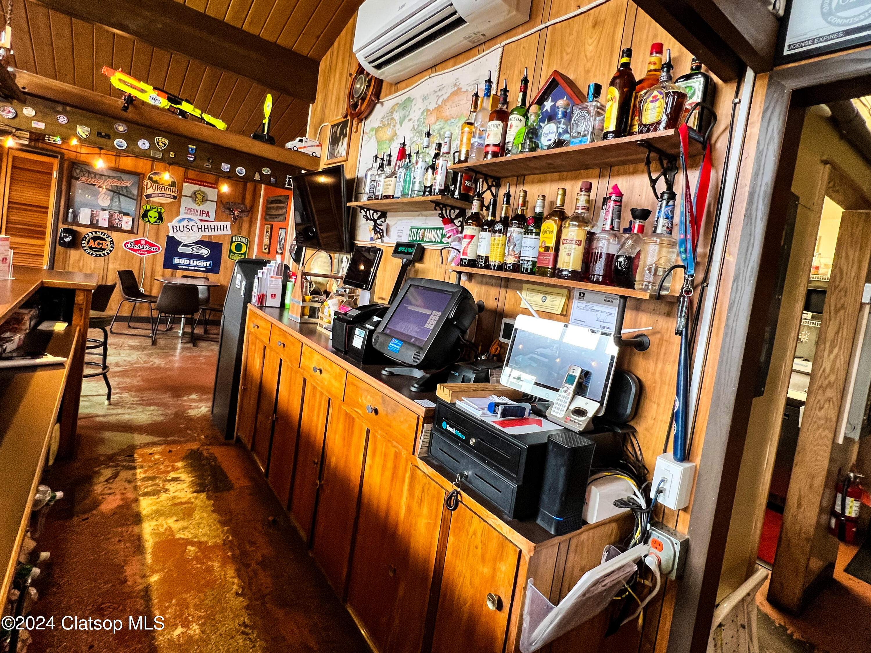 34635 Highway101 Business Property Photo 9