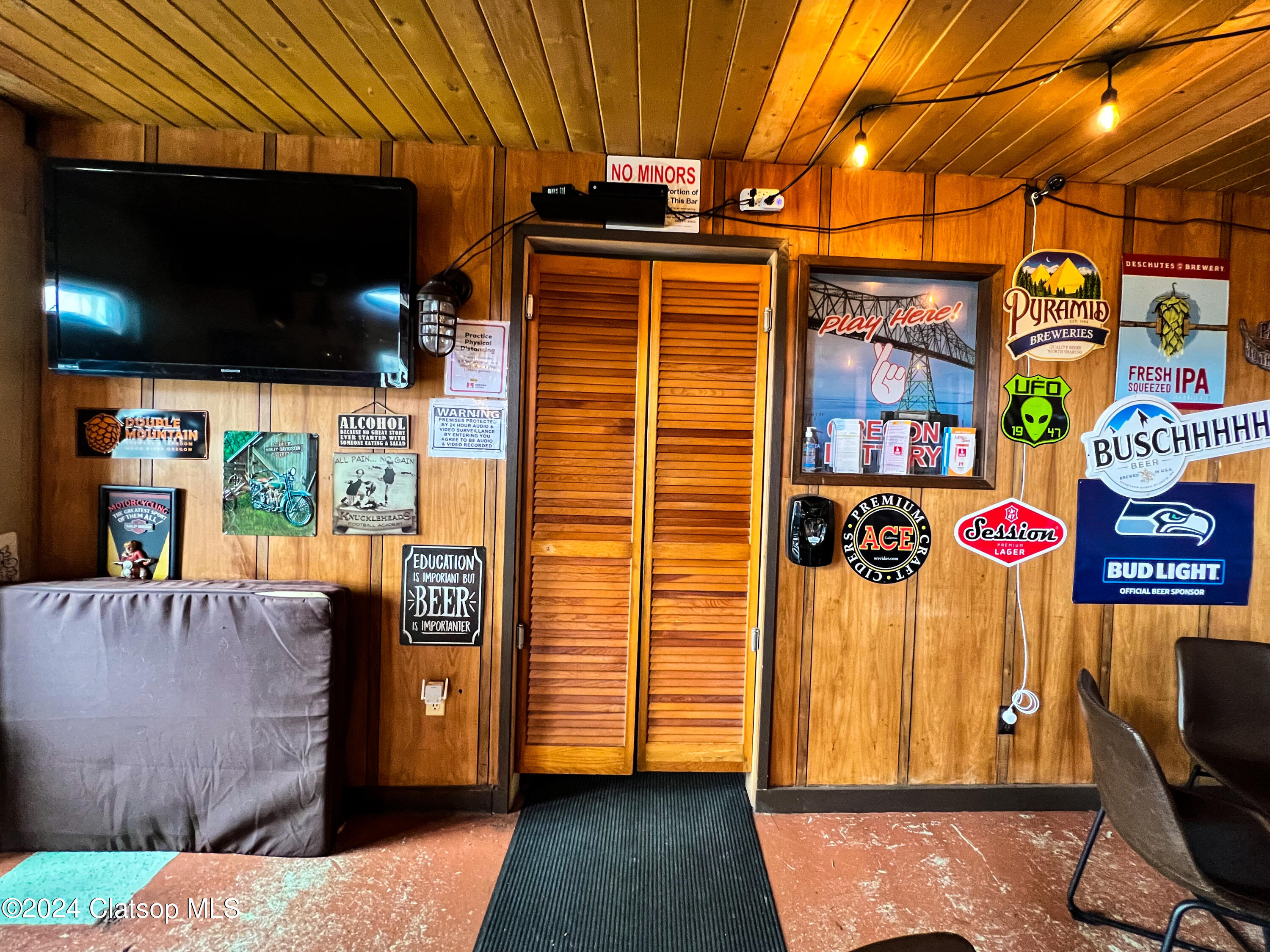 34635 Highway101 Business Property Photo 14