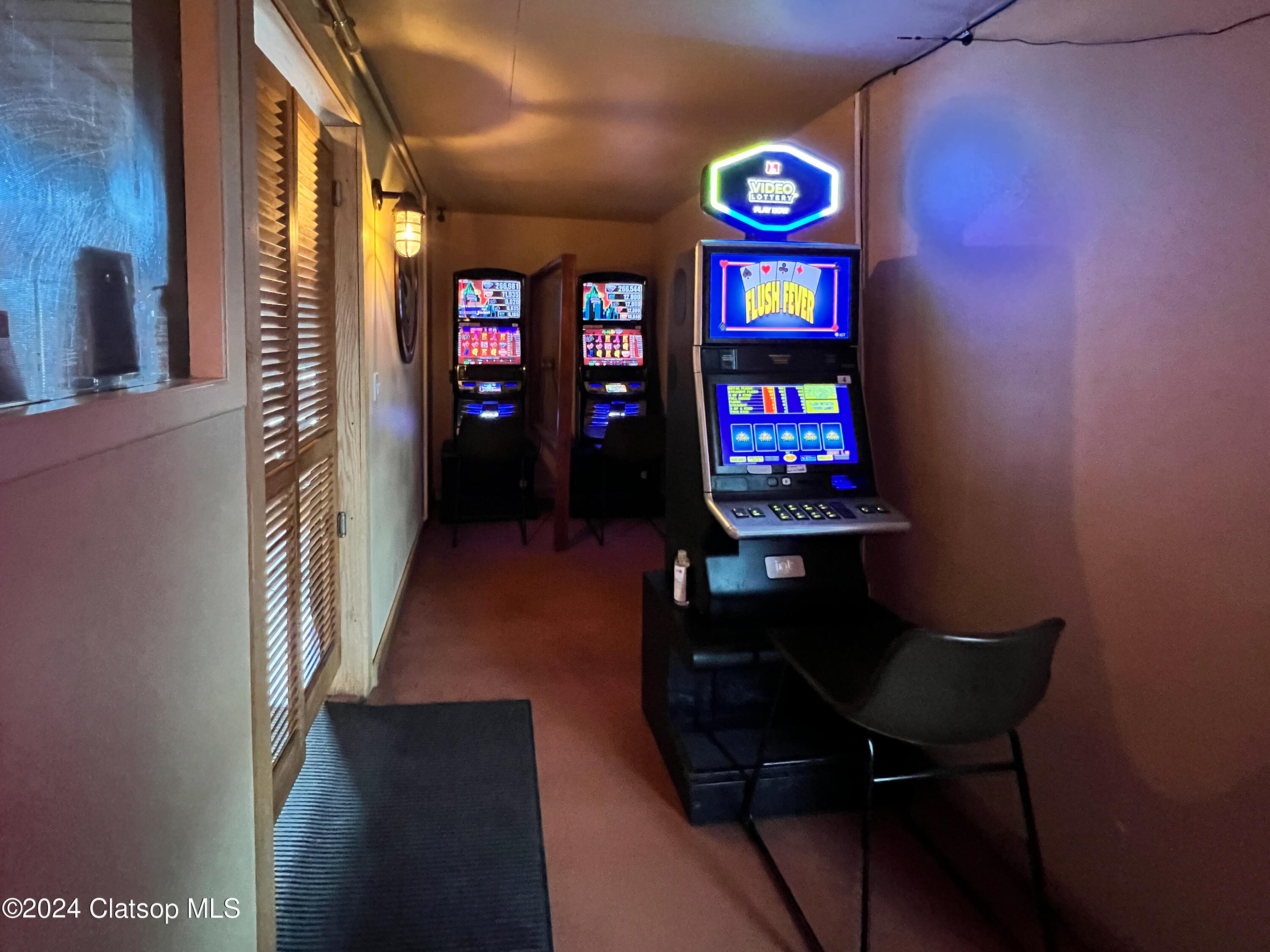 34635 Highway101 Business Property Photo 16