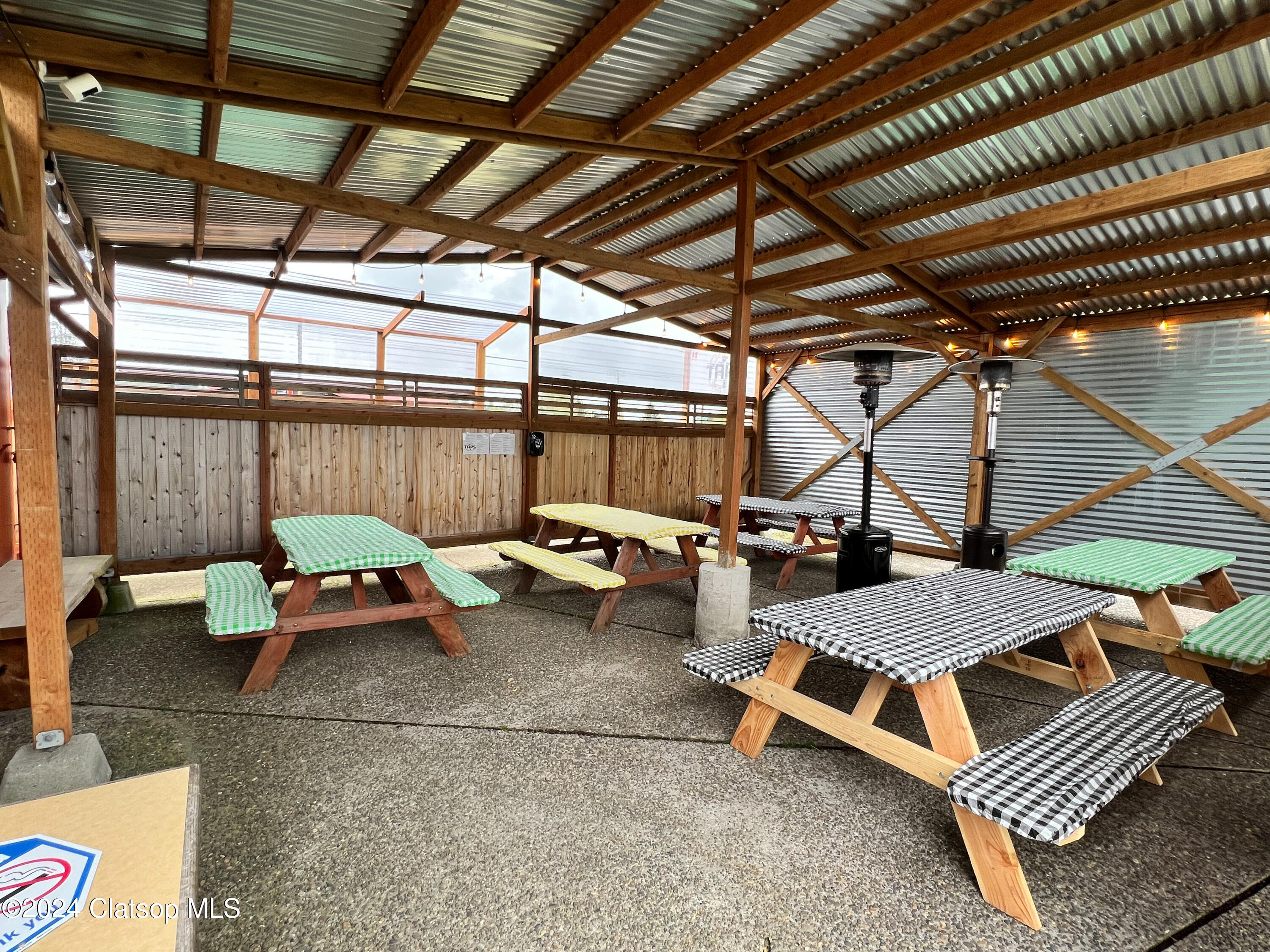 34635 Highway101 Business Property Photo 22