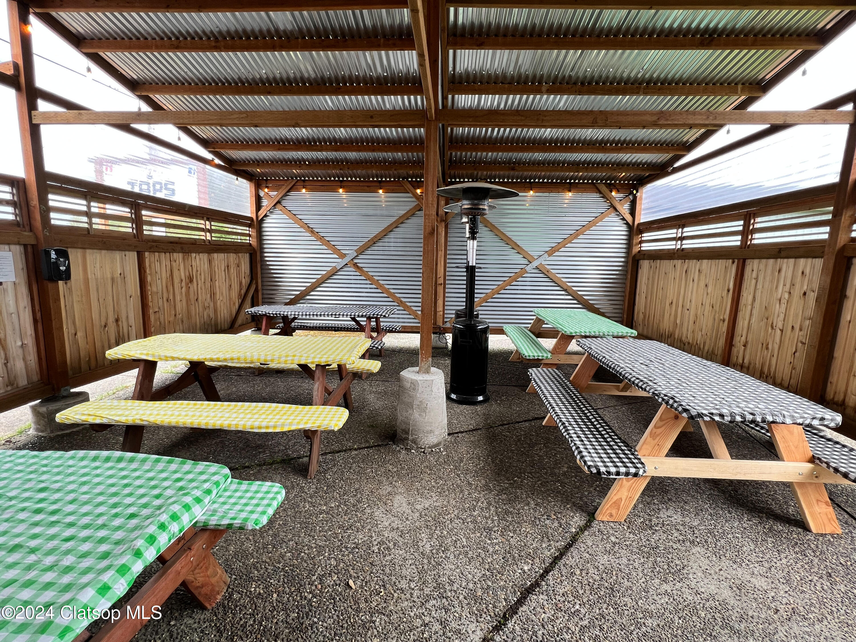 34635 Highway101 Business Property Photo 23