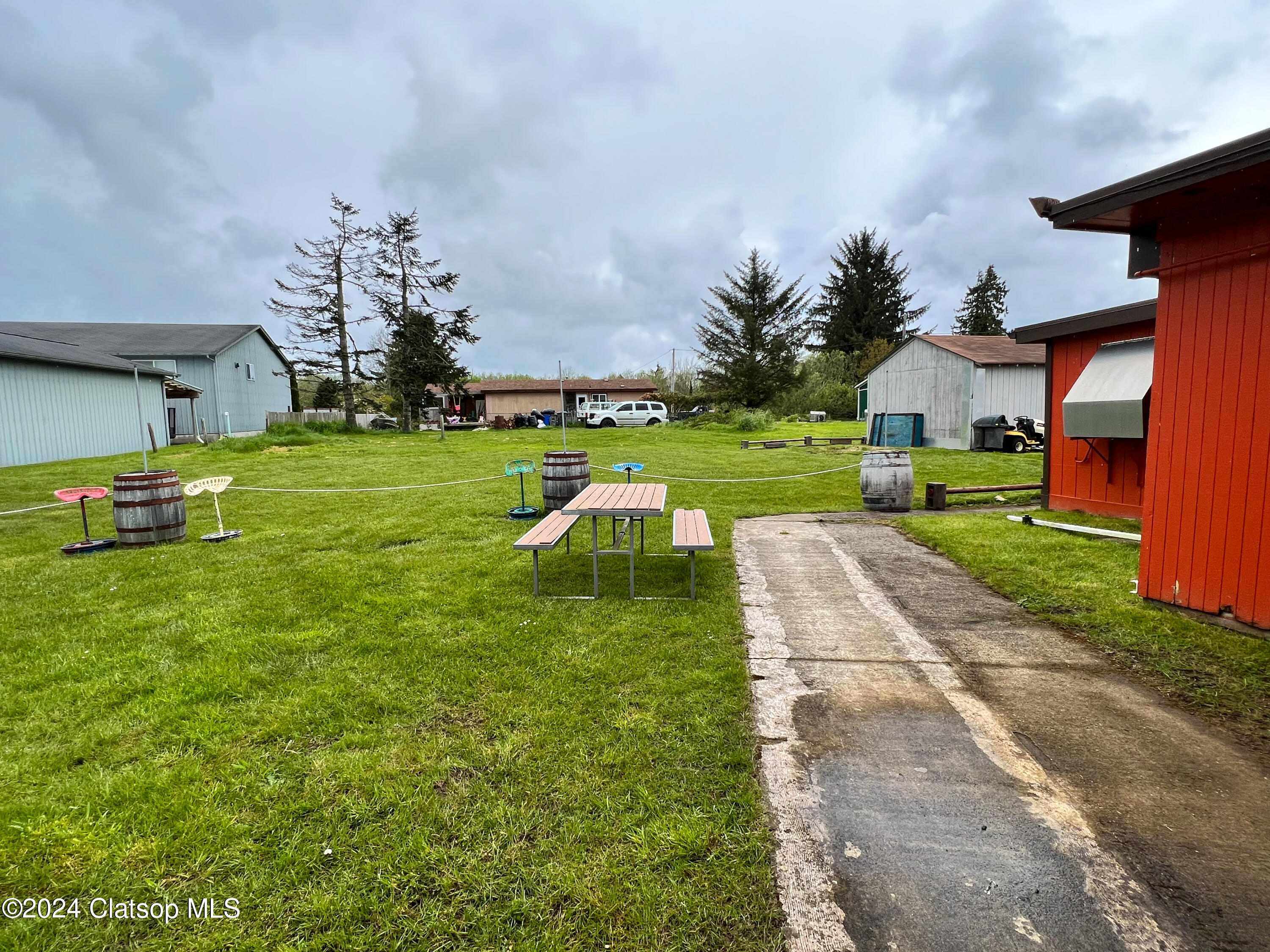 34635 Highway101 Business Property Photo 27