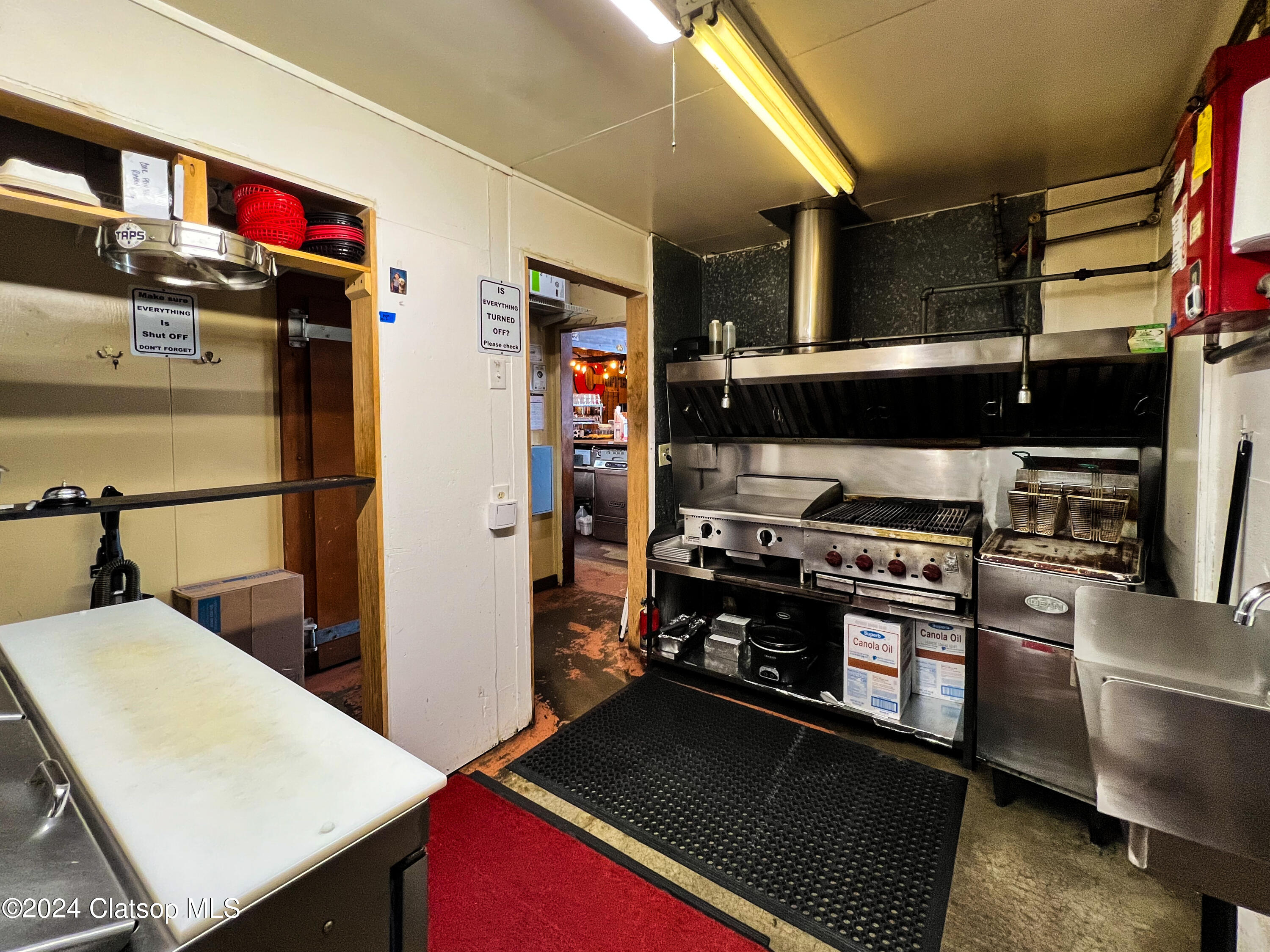 34635 Highway101 Business Property Photo 31