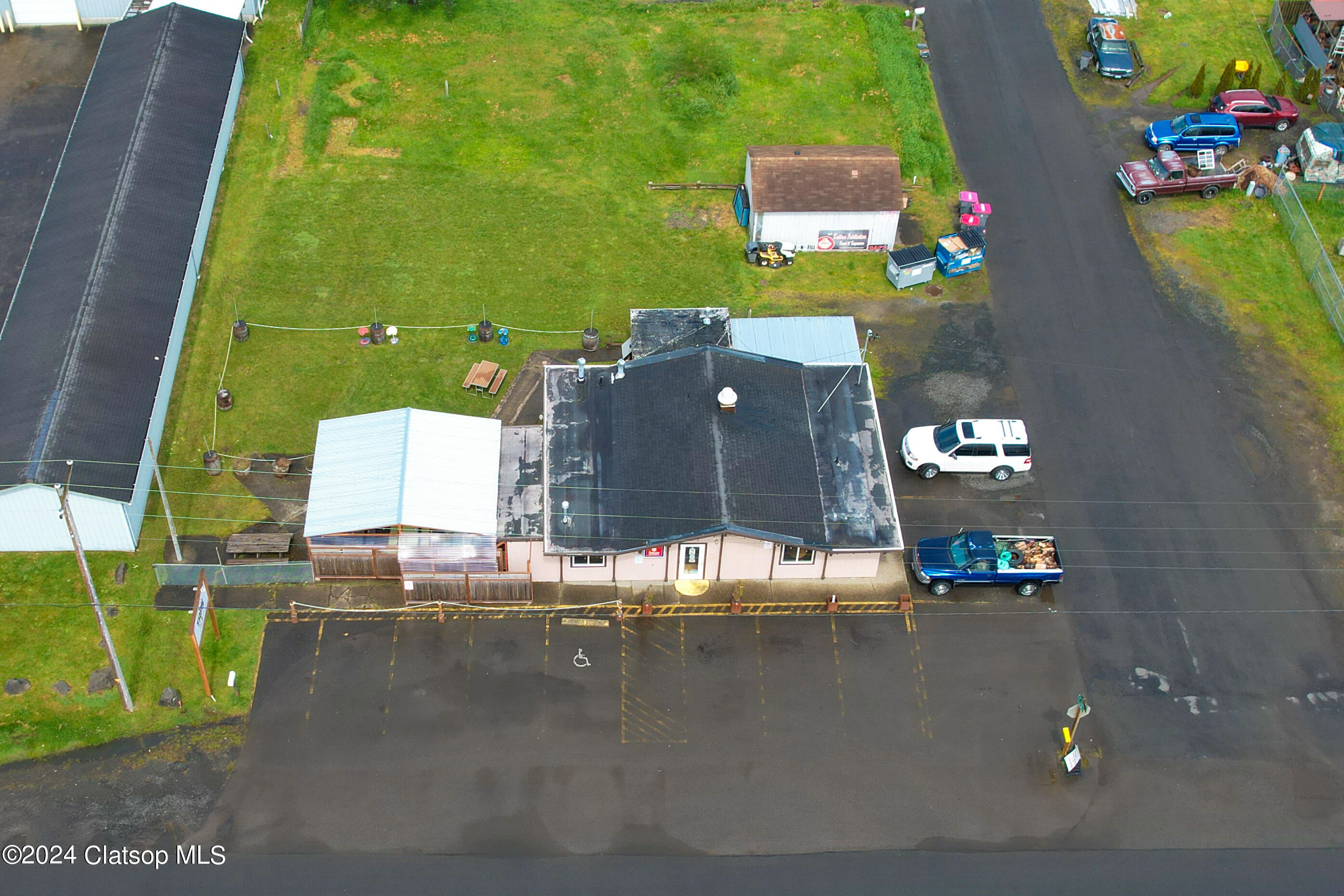 34635 Highway101 Business Property Photo 38