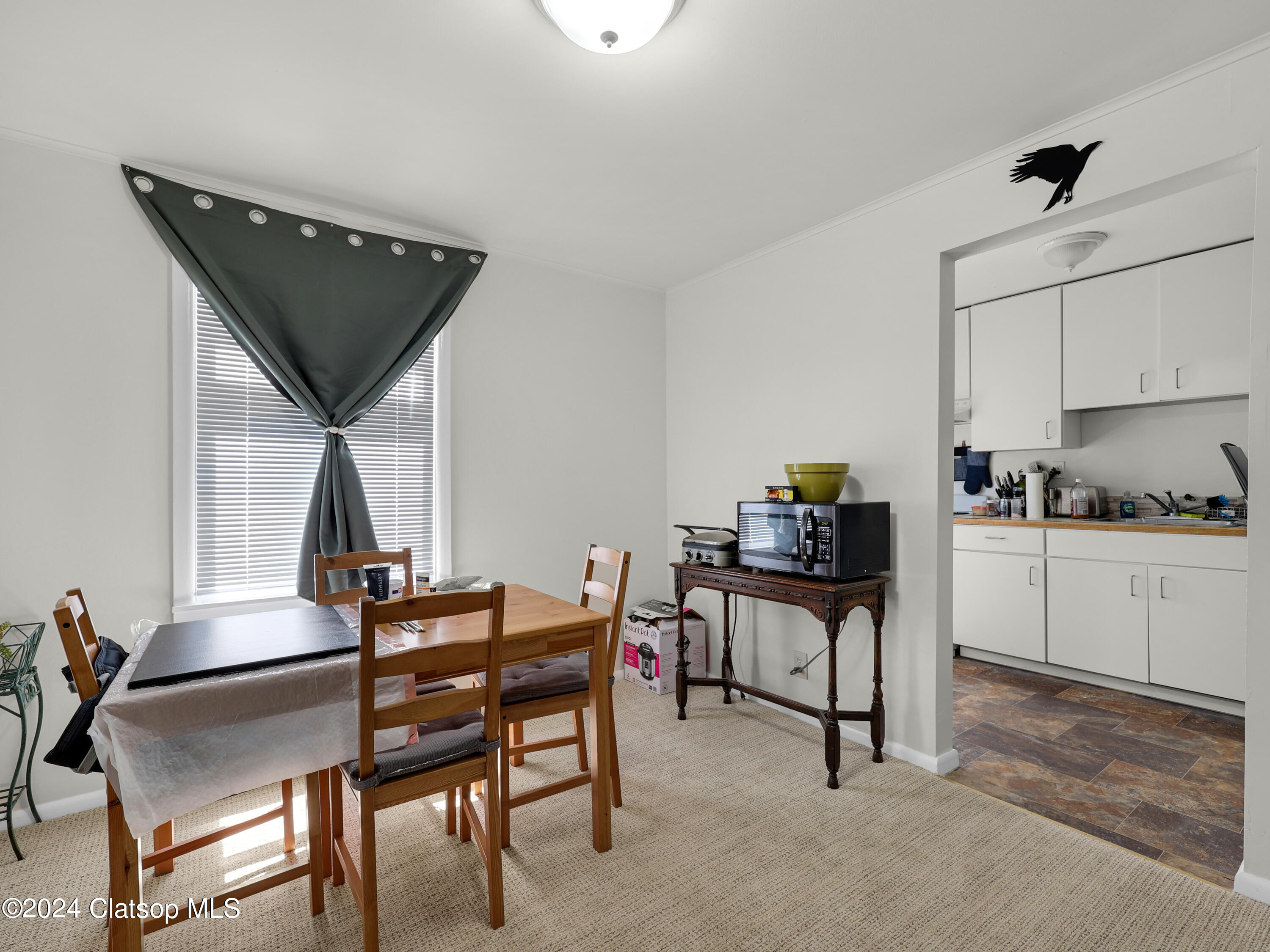 486 Commercial Street Property Photo 11