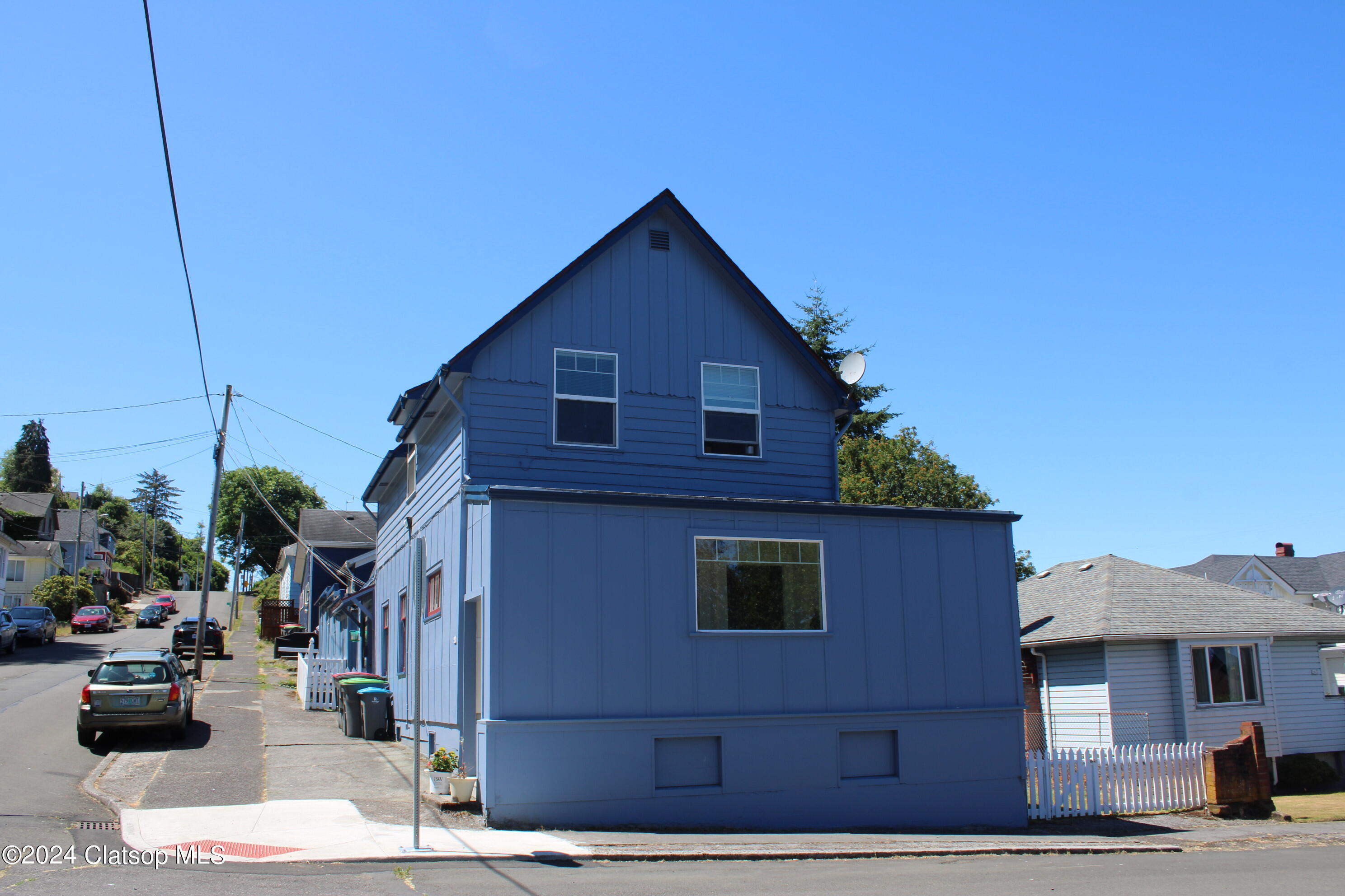 486 Commercial Street Property Photo 41