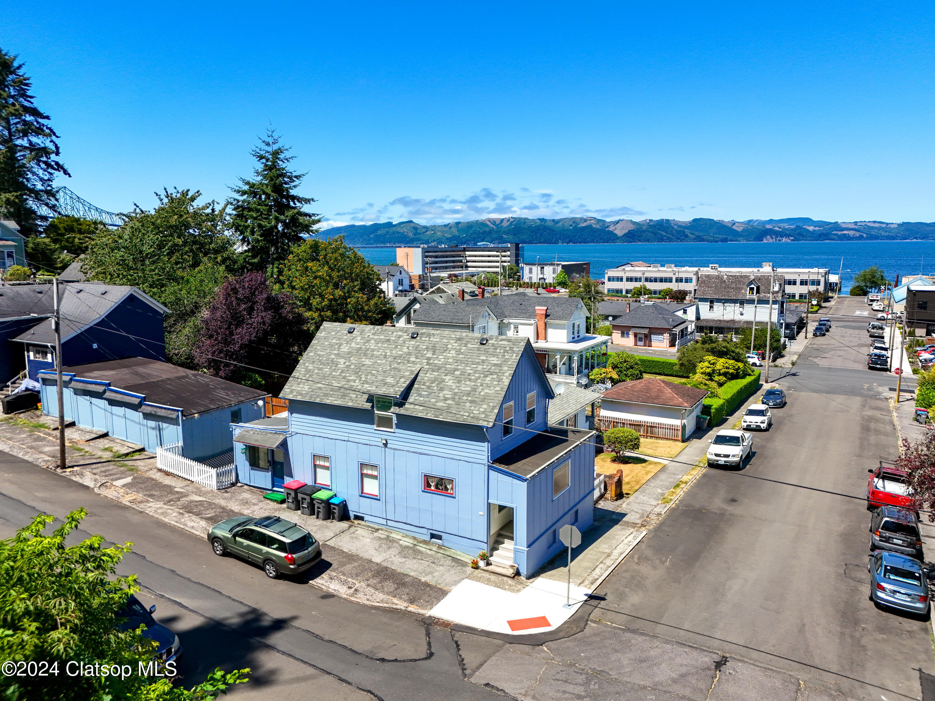 486 Commercial Street Property Photo 46