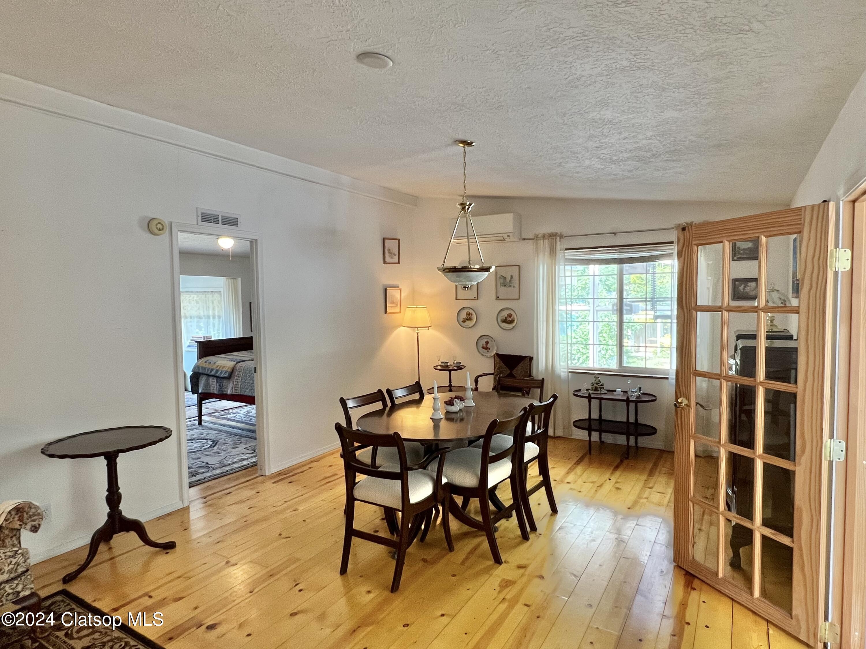 36685 101 Highway N Property Photo 5