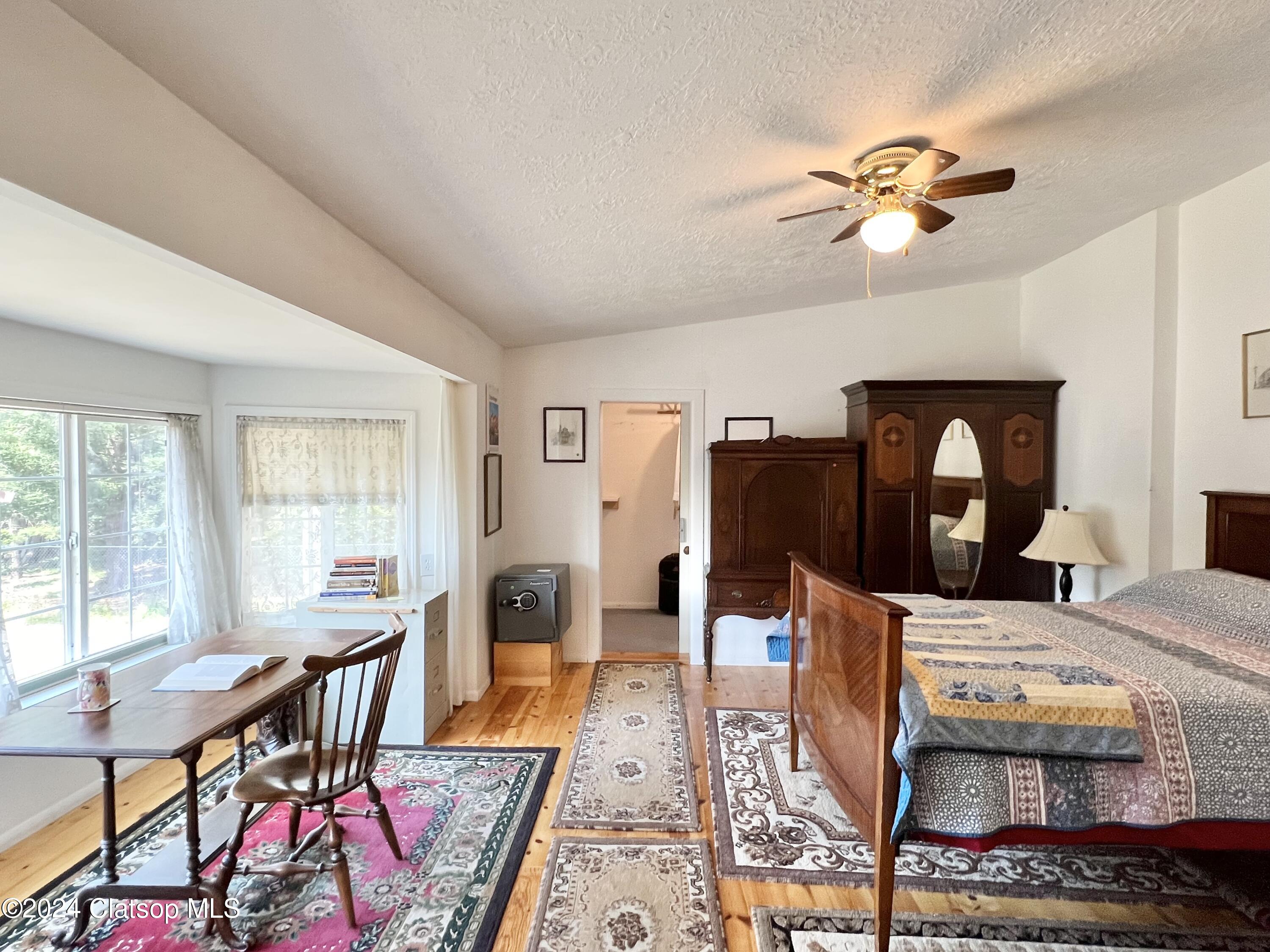 36685 101 Highway N Property Photo 8