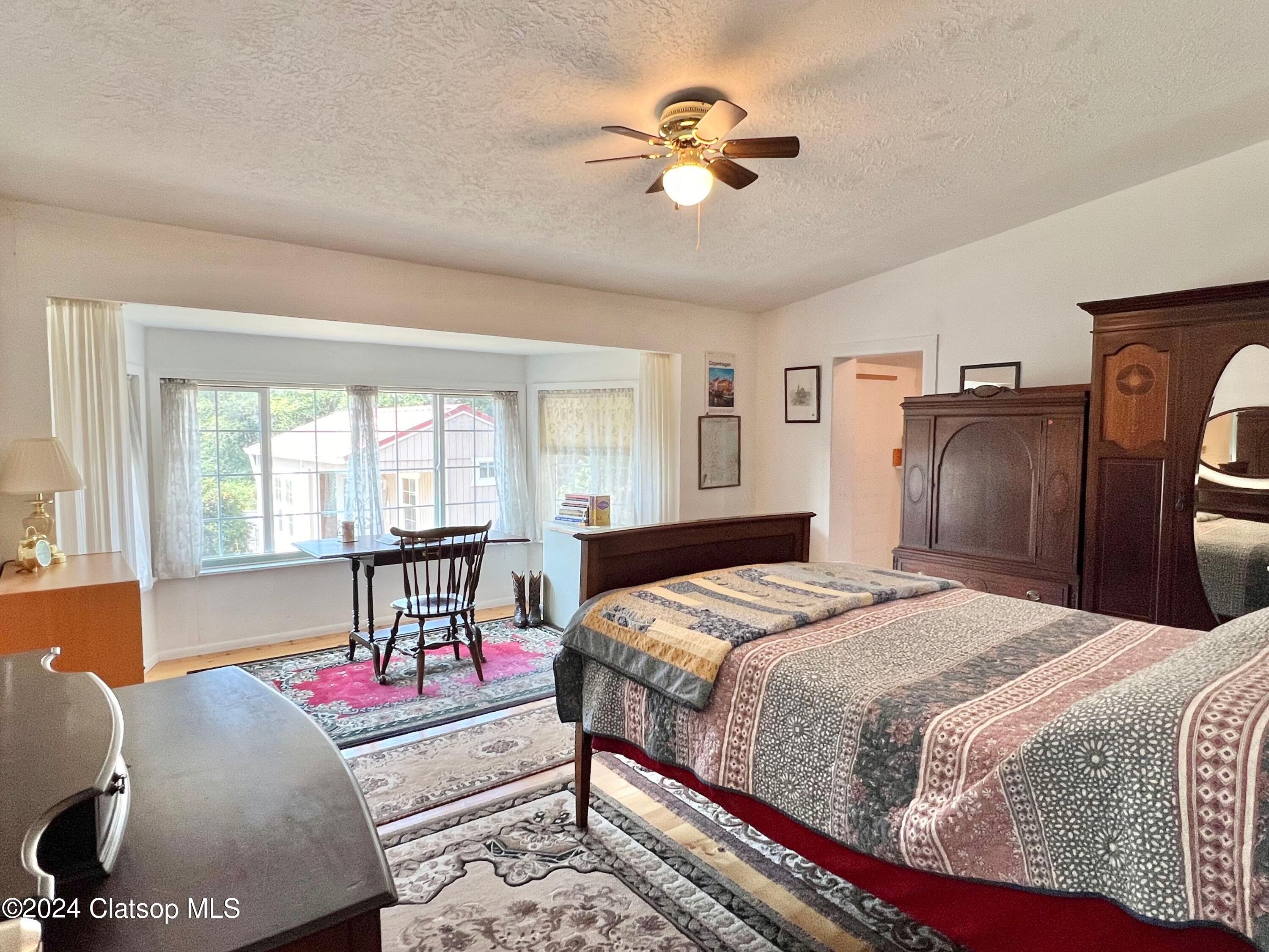 36685 101 Highway N Property Photo 9