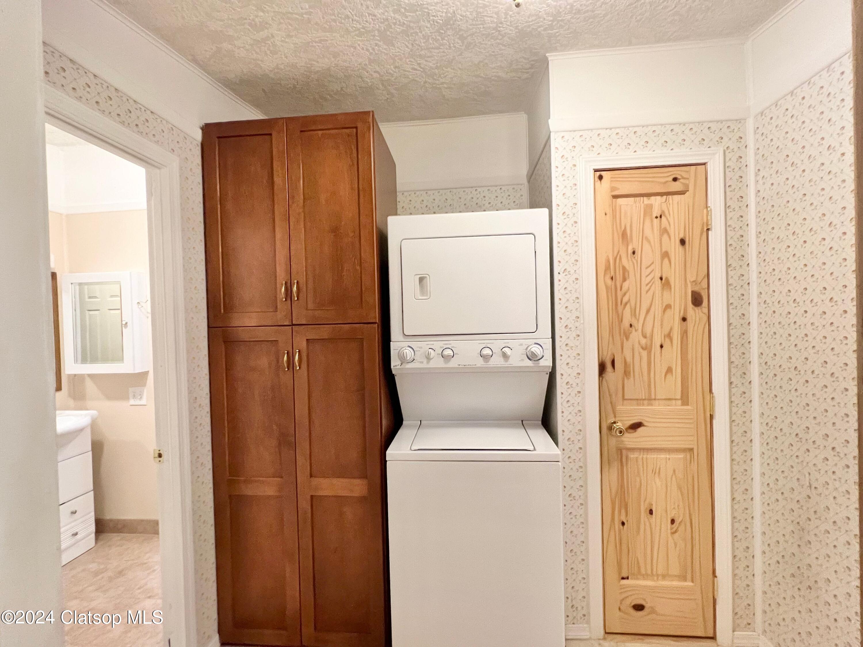 36685 101 Highway N Property Photo 18