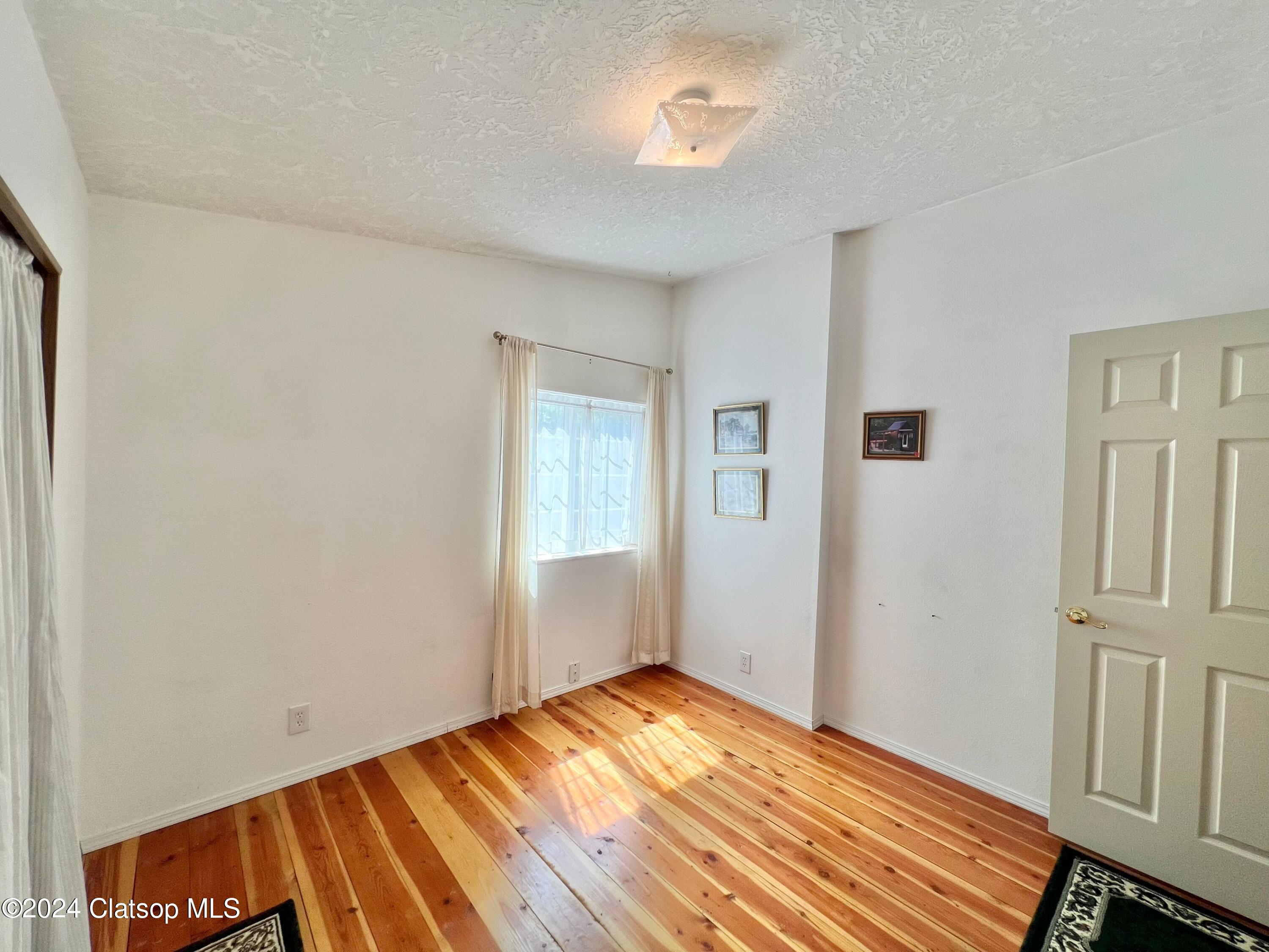 36685 101 Highway N Property Photo 20