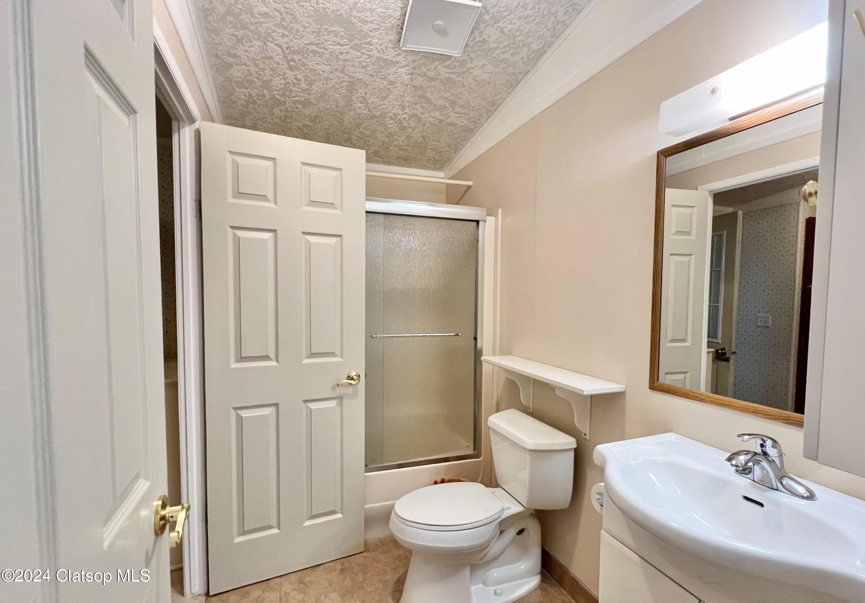 36685 101 Highway N Property Photo 23