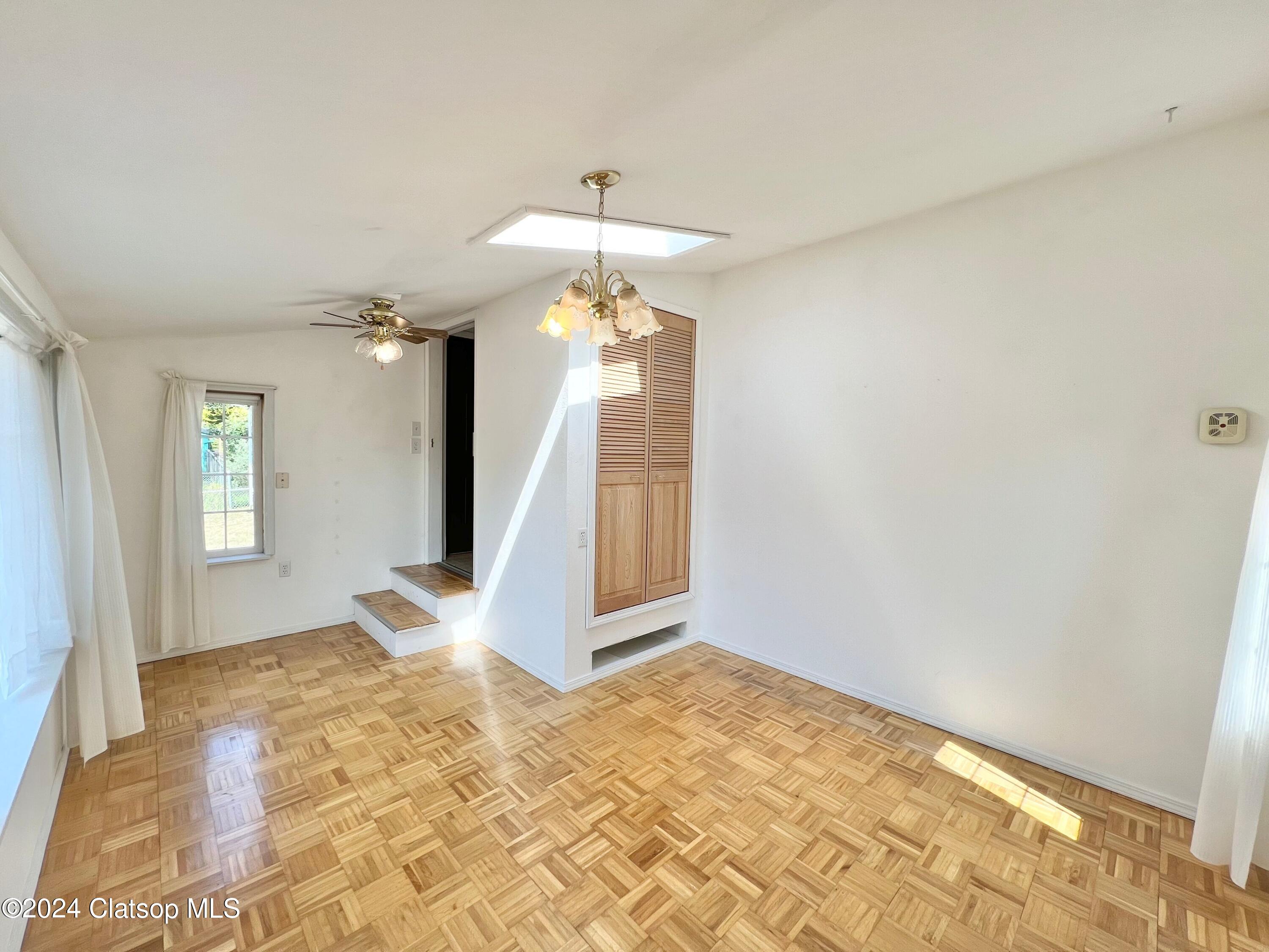 36685 101 Highway N Property Photo 25