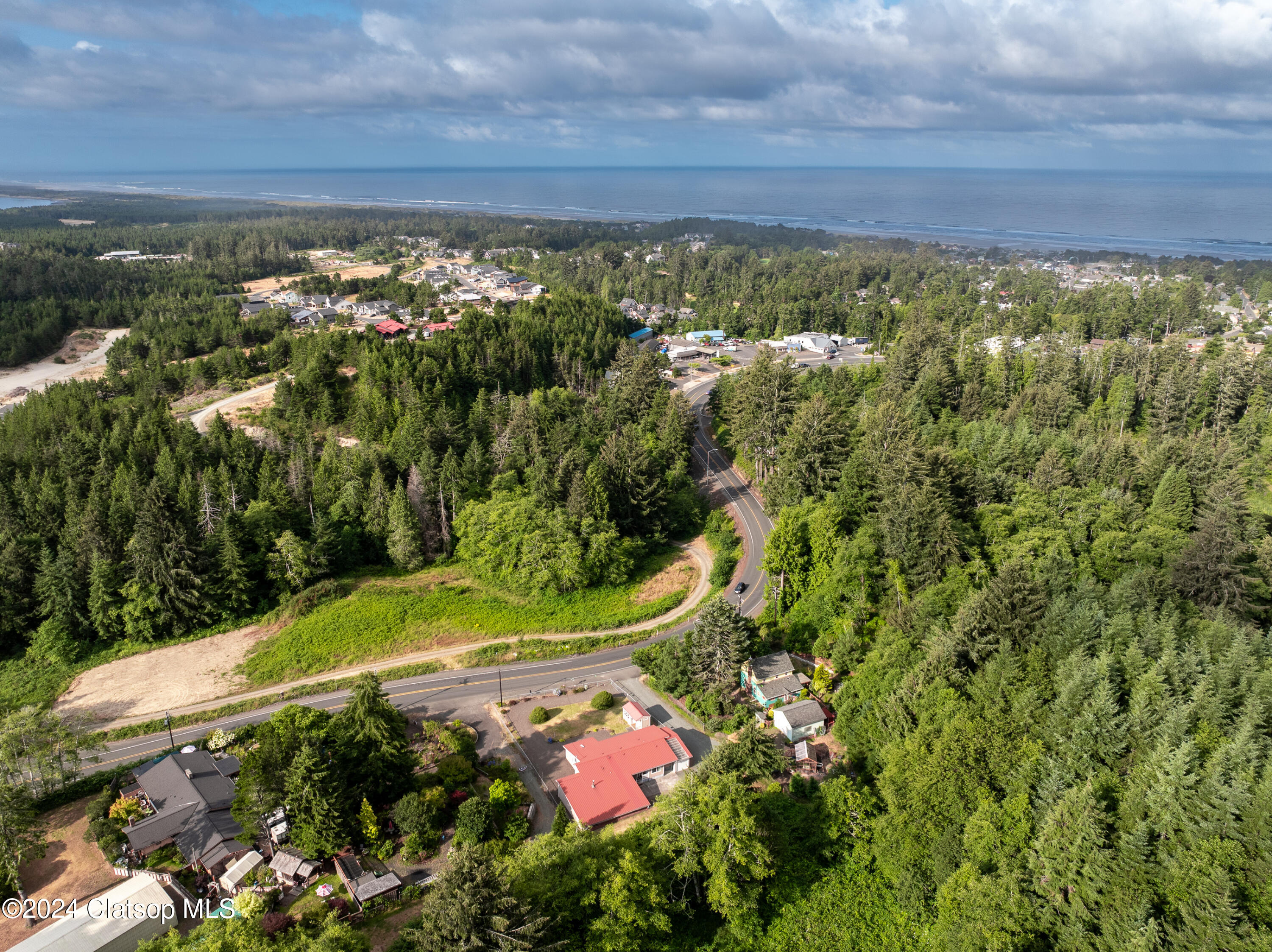 36685 101 Highway N Property Photo 42