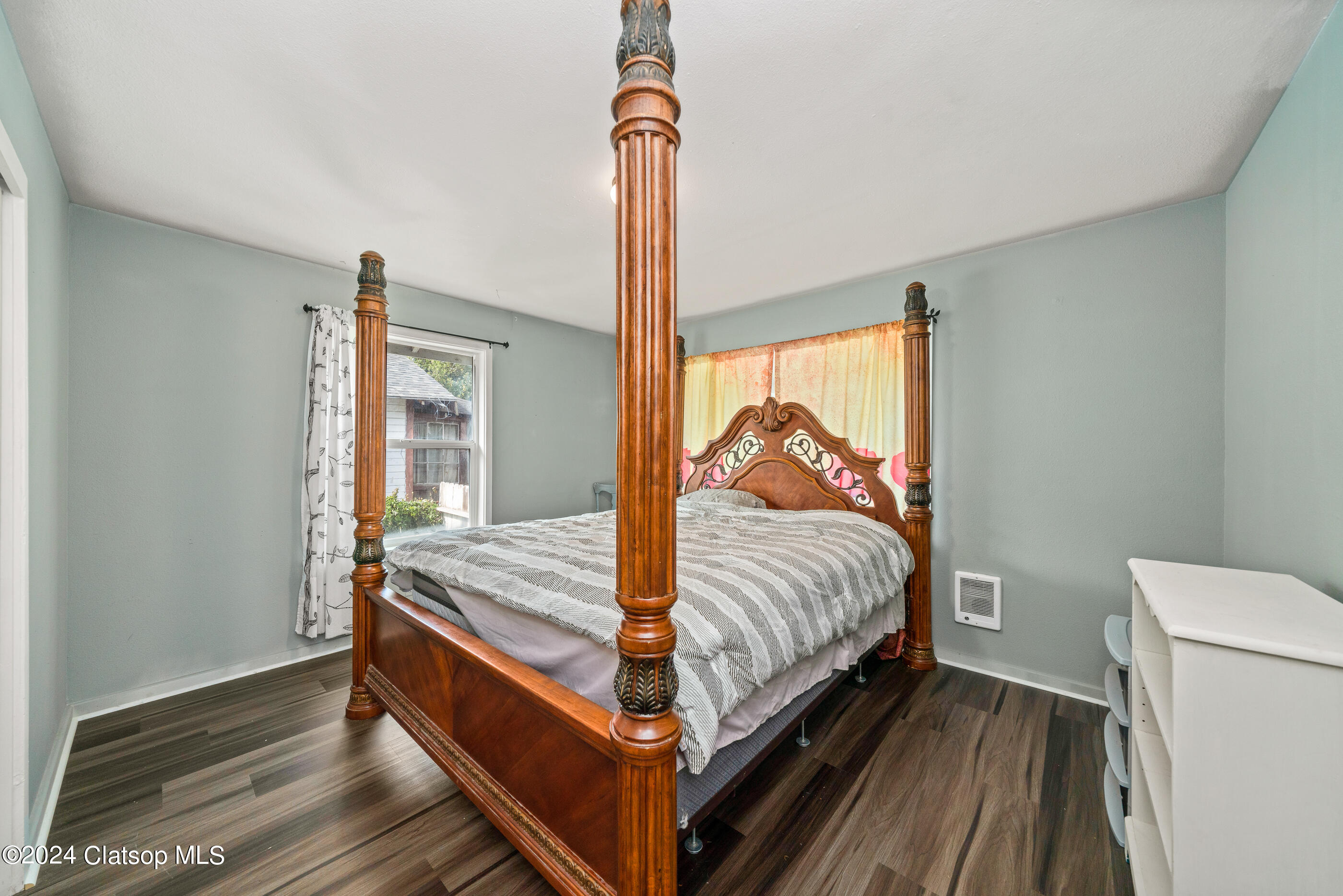 308 1st Street Property Photo 19