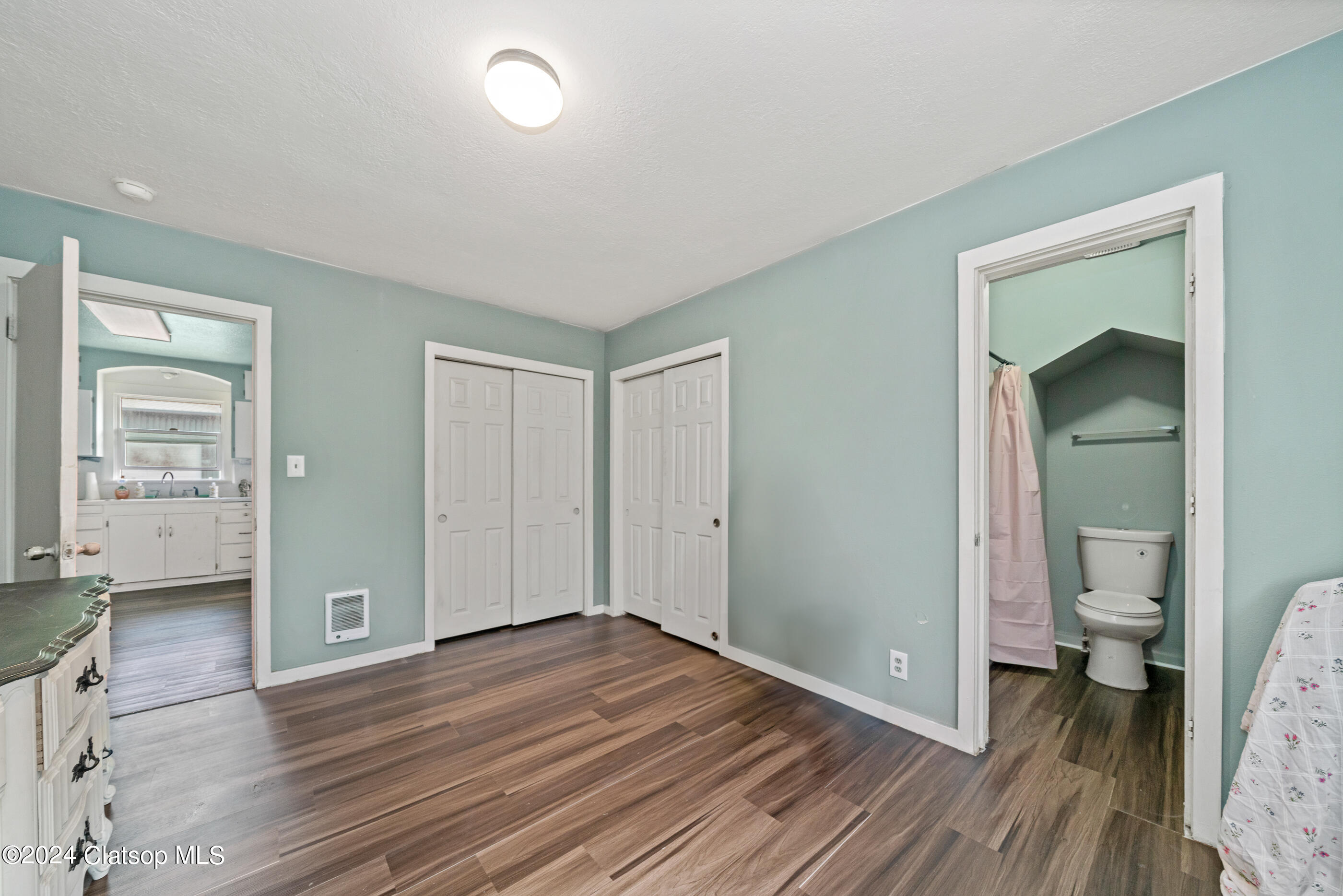 308 1st Street Property Photo 22