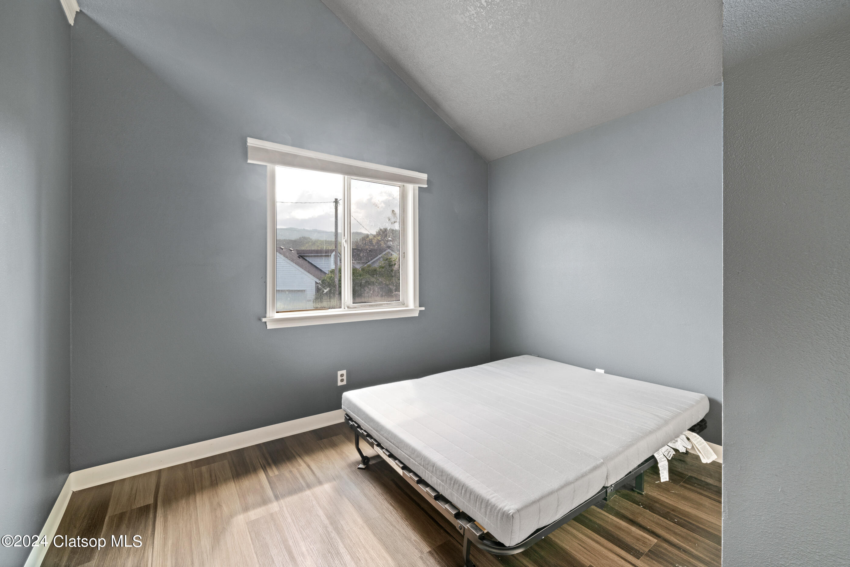 308 1st Street Property Photo 36